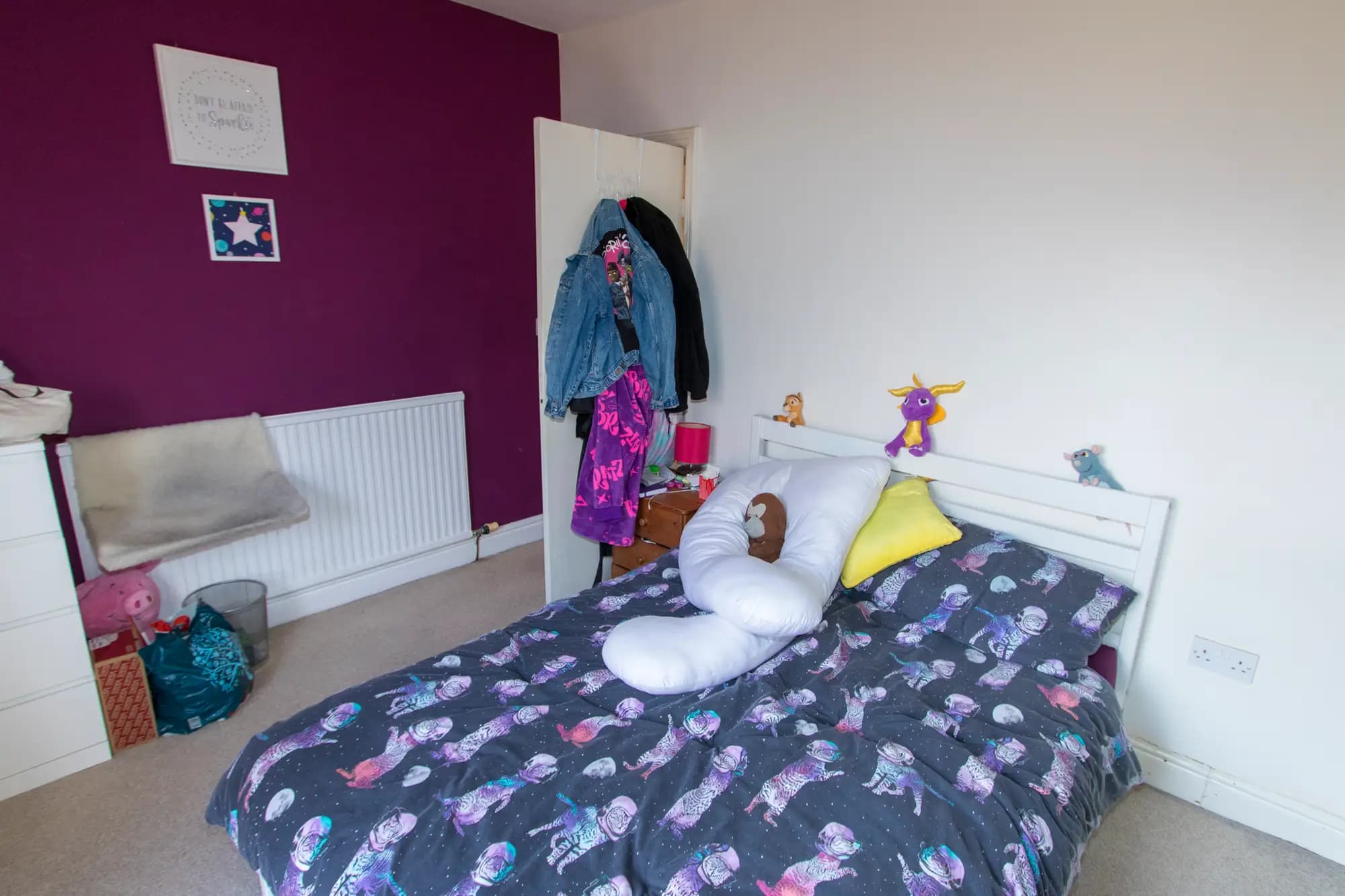 property photo 13 of 16