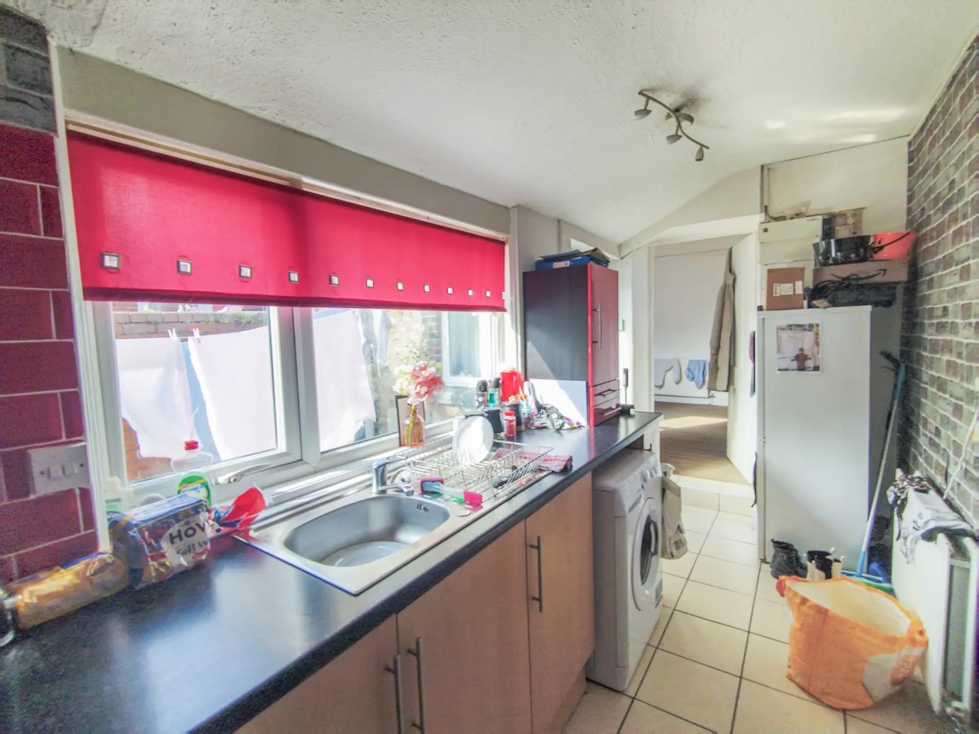 property photo 6 of 16