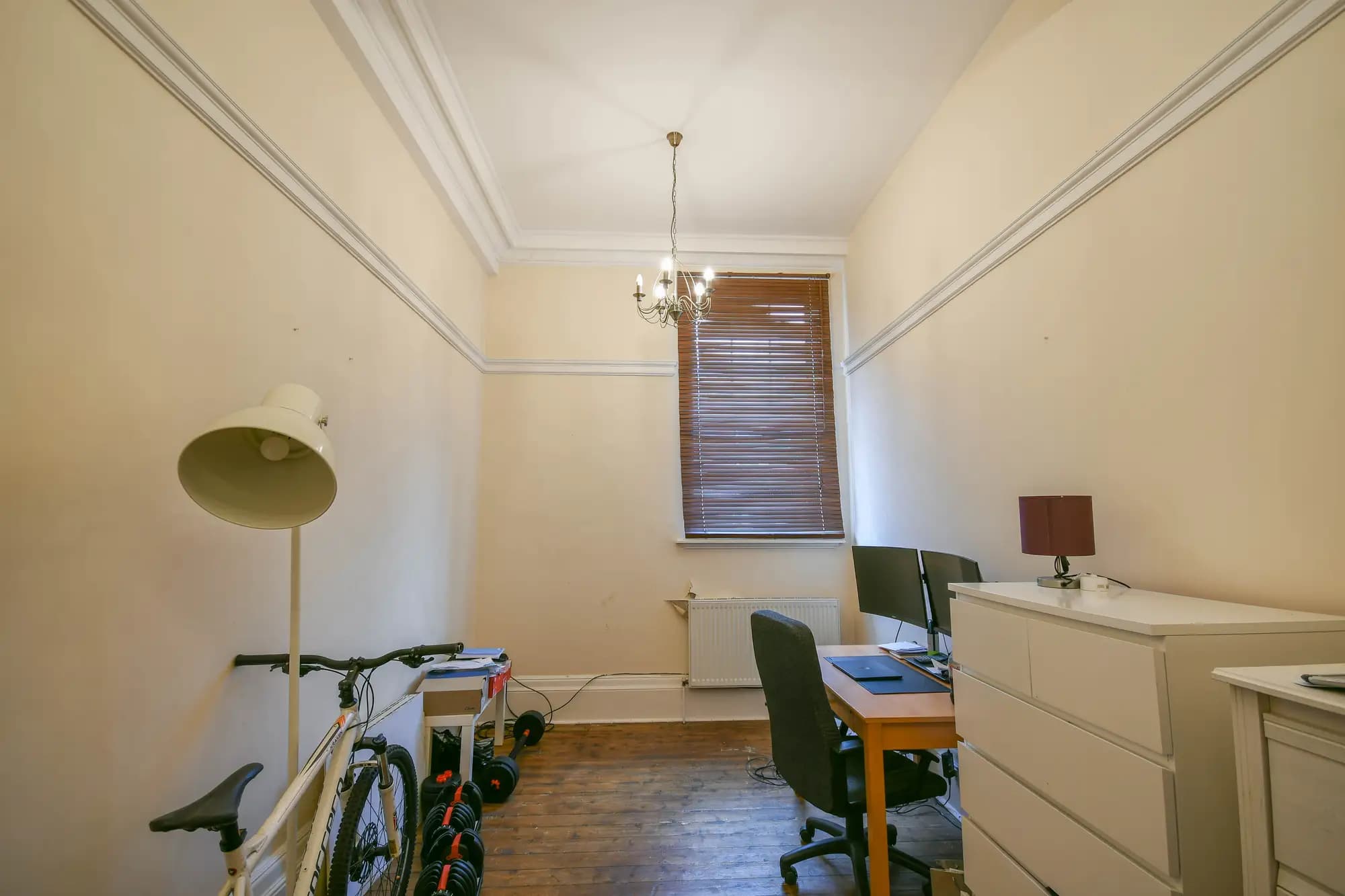 property photo 9 of 15
