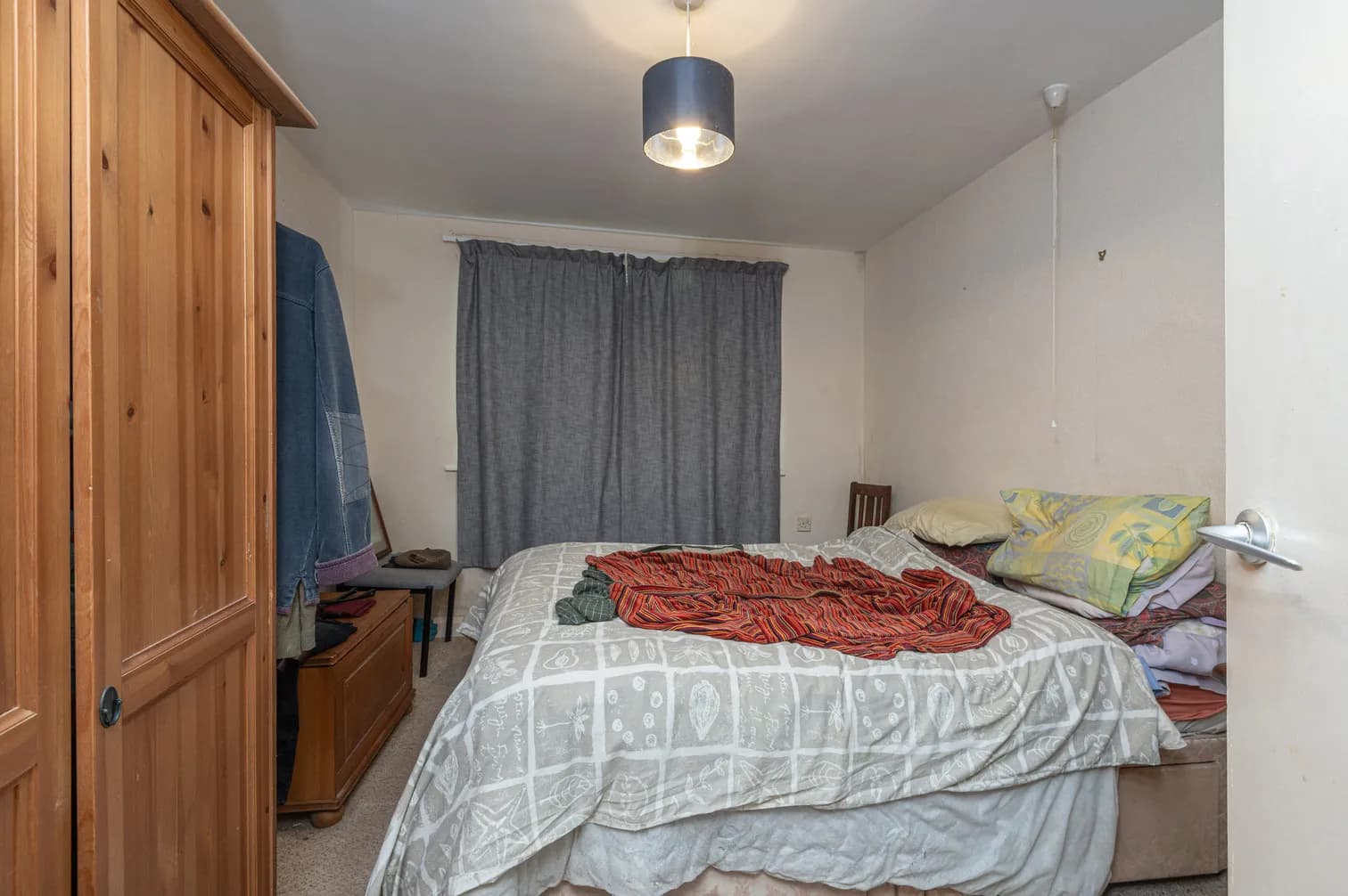 property photo 7 of 15