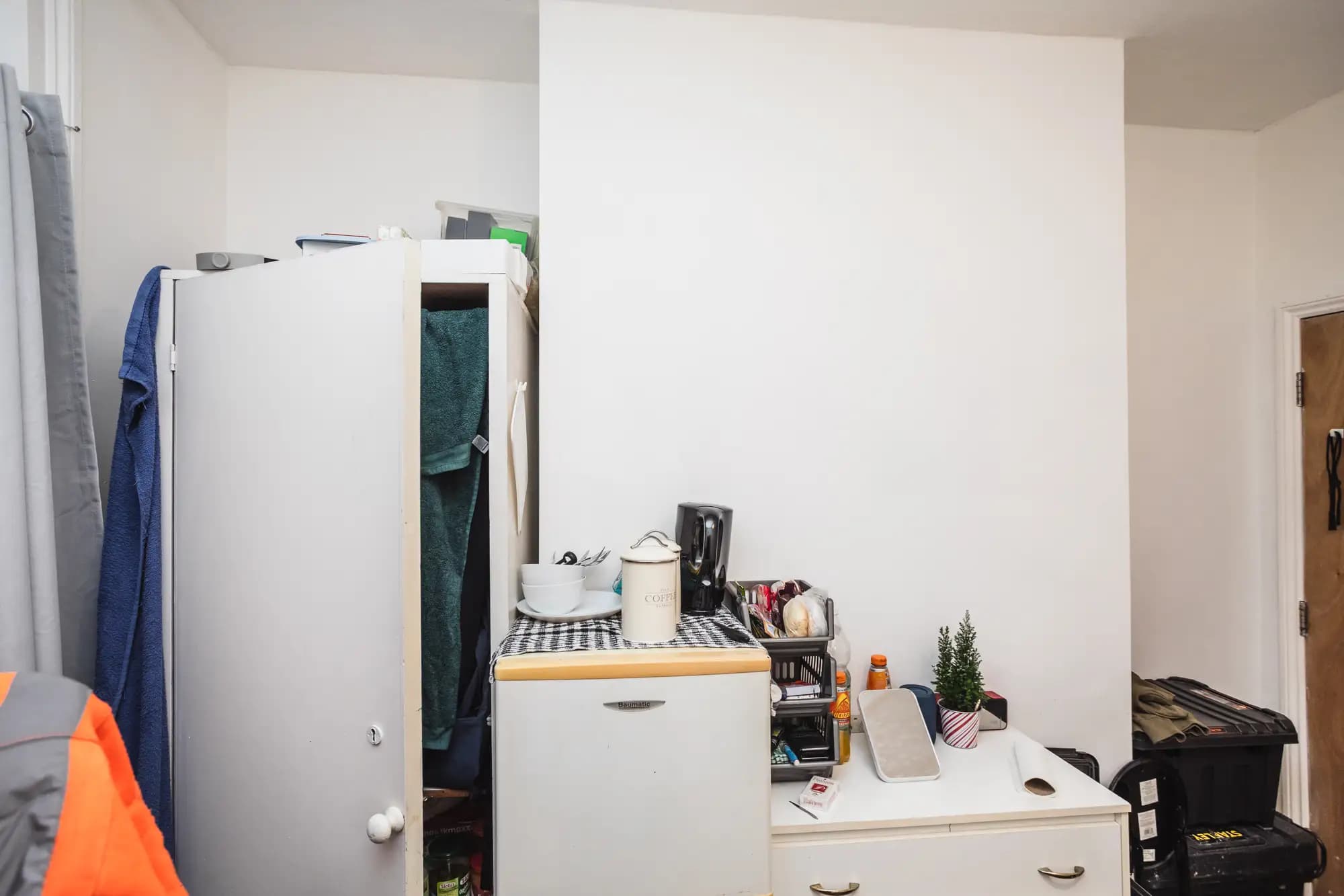 property photo 12 of 34