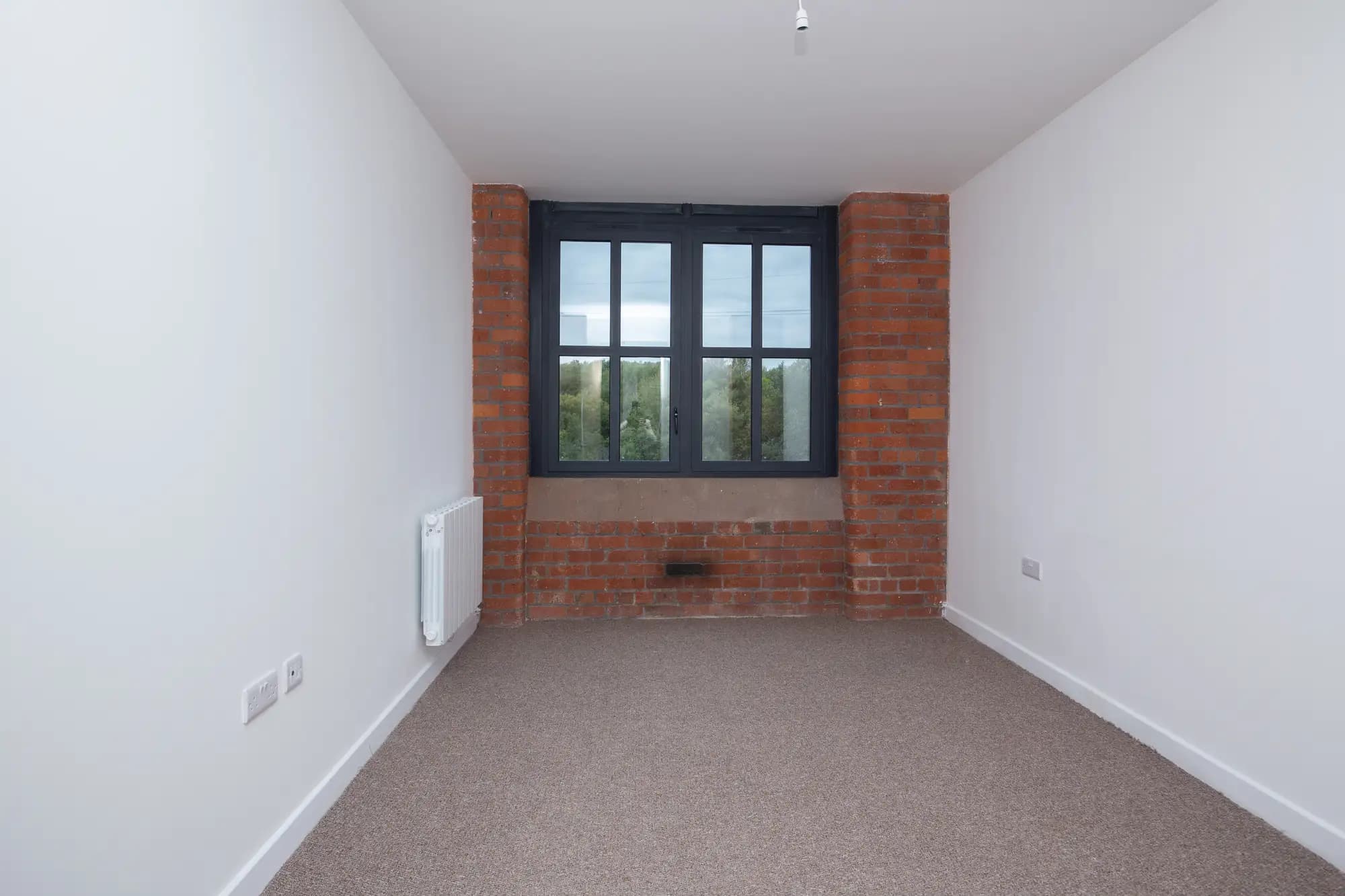 property photo 12 of 22