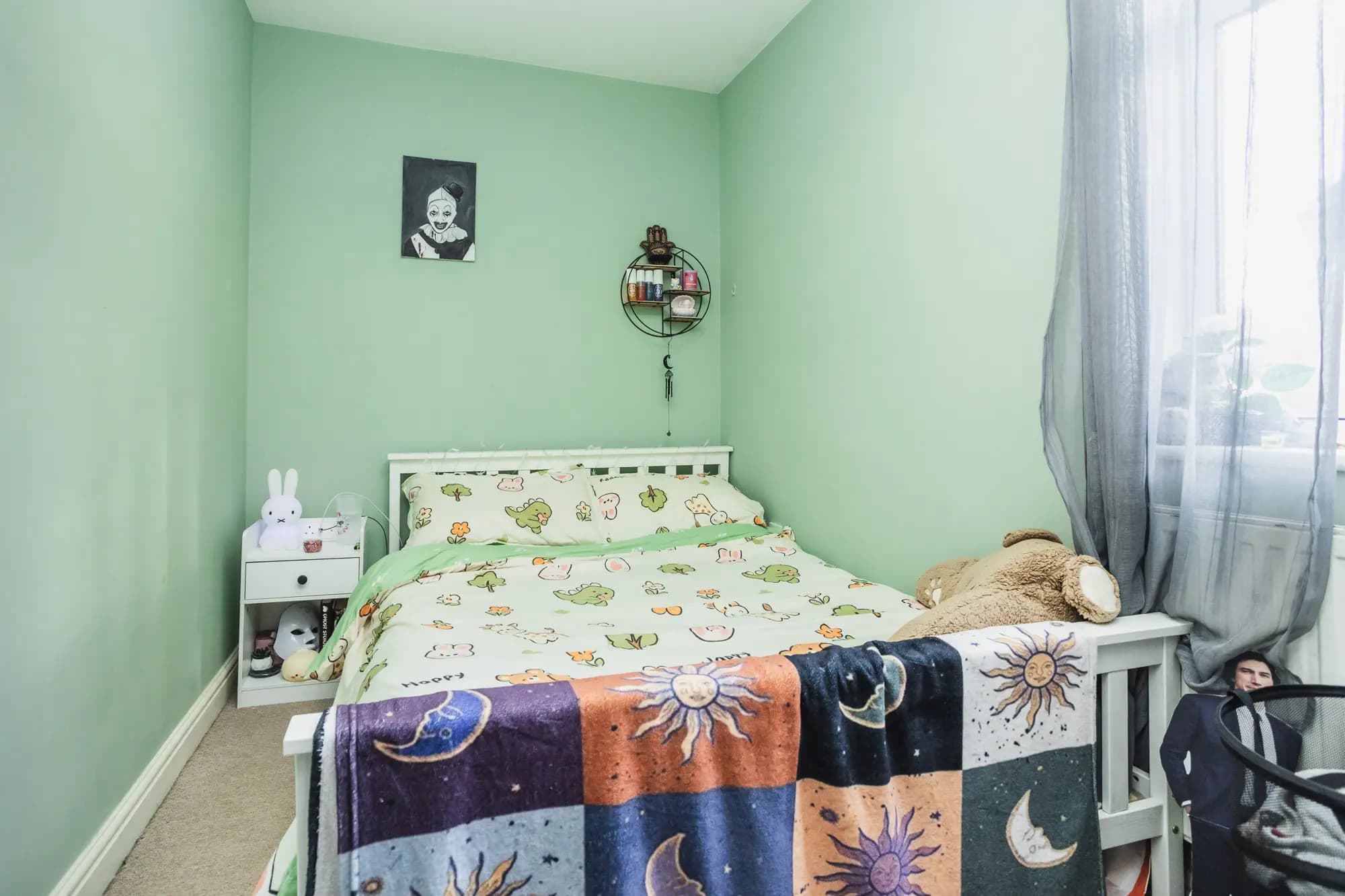 property photo 16 of 33