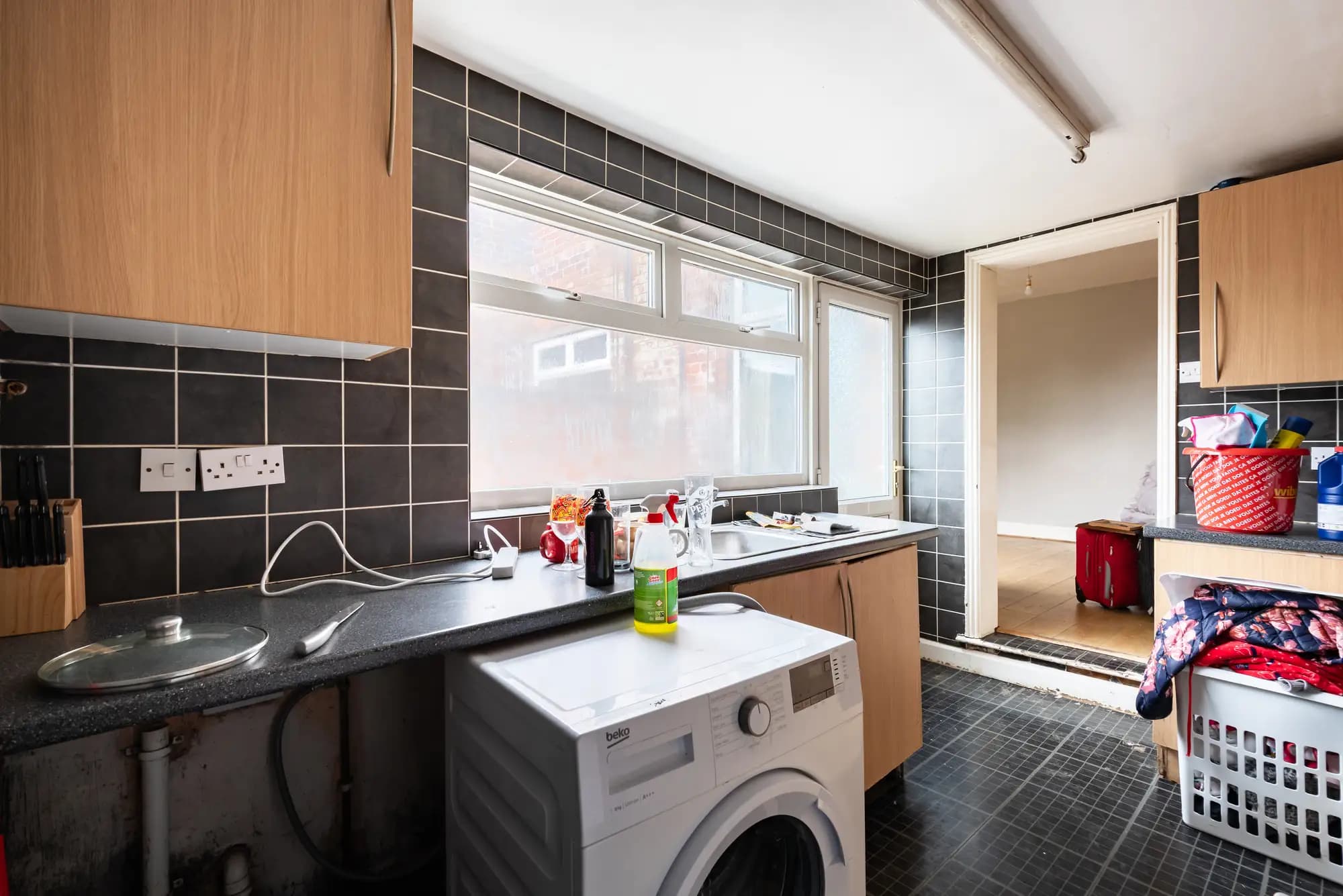 property photo 10 of 29