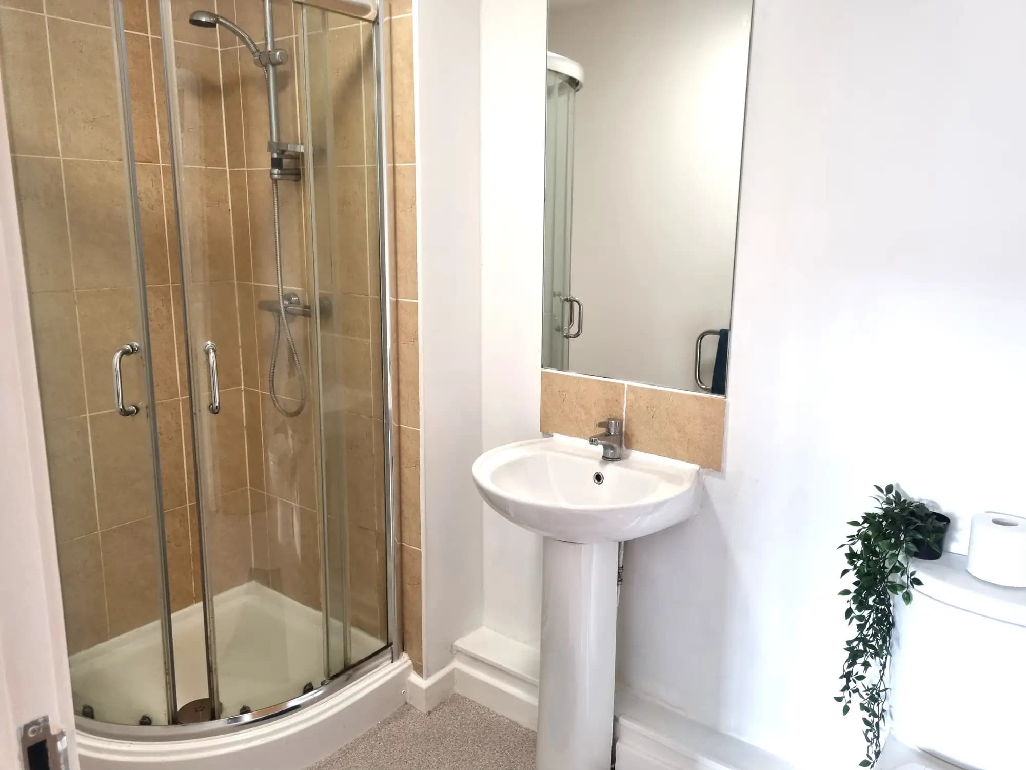 property photo 9 of 35