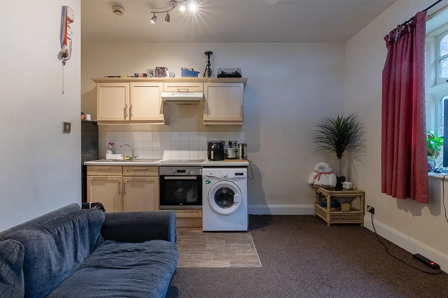 property photo 6 of 26