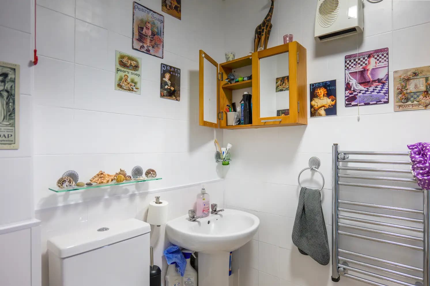 property photo 9 of 25