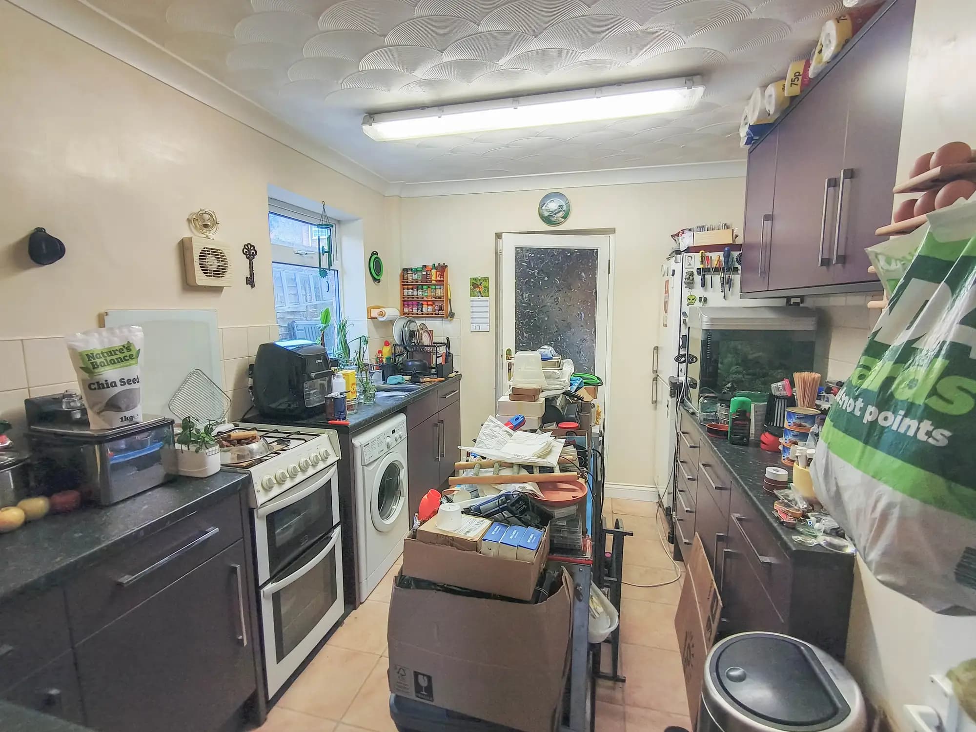 property photo 5 of 15