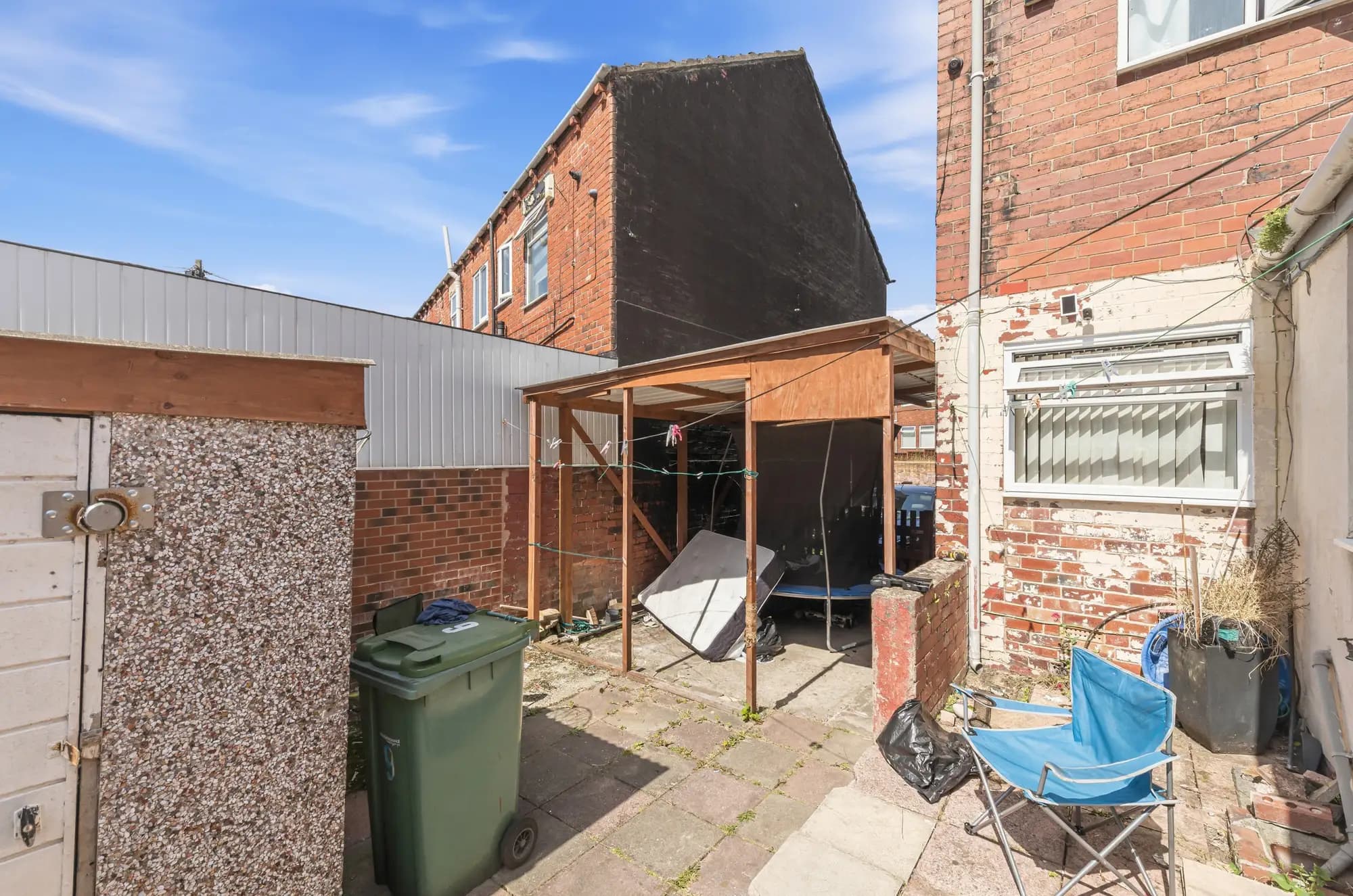 property photo 14 of 15