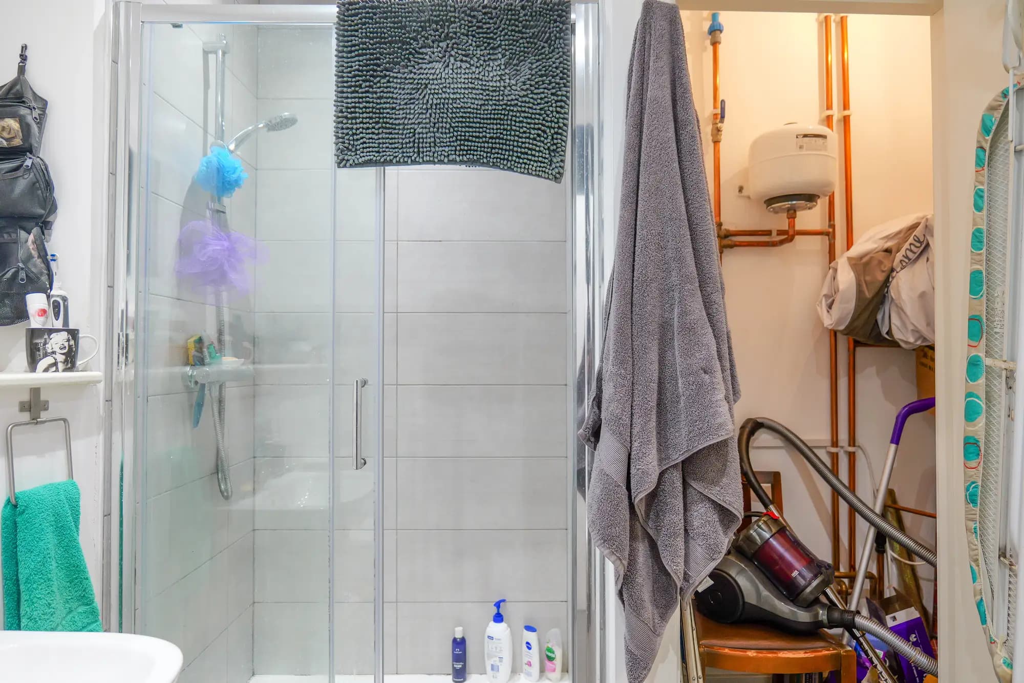 property photo 6 of 18