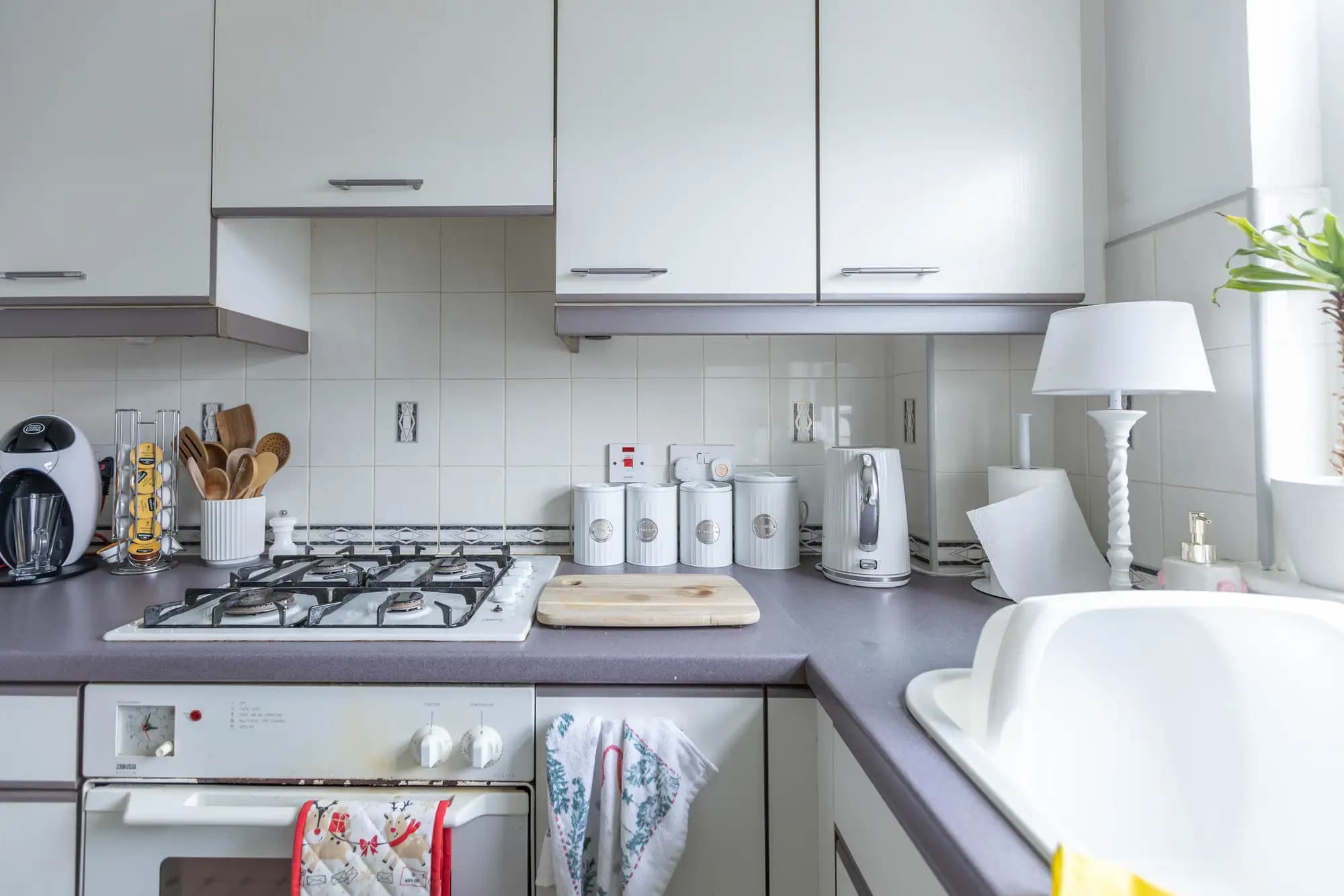 property photo 9 of 34