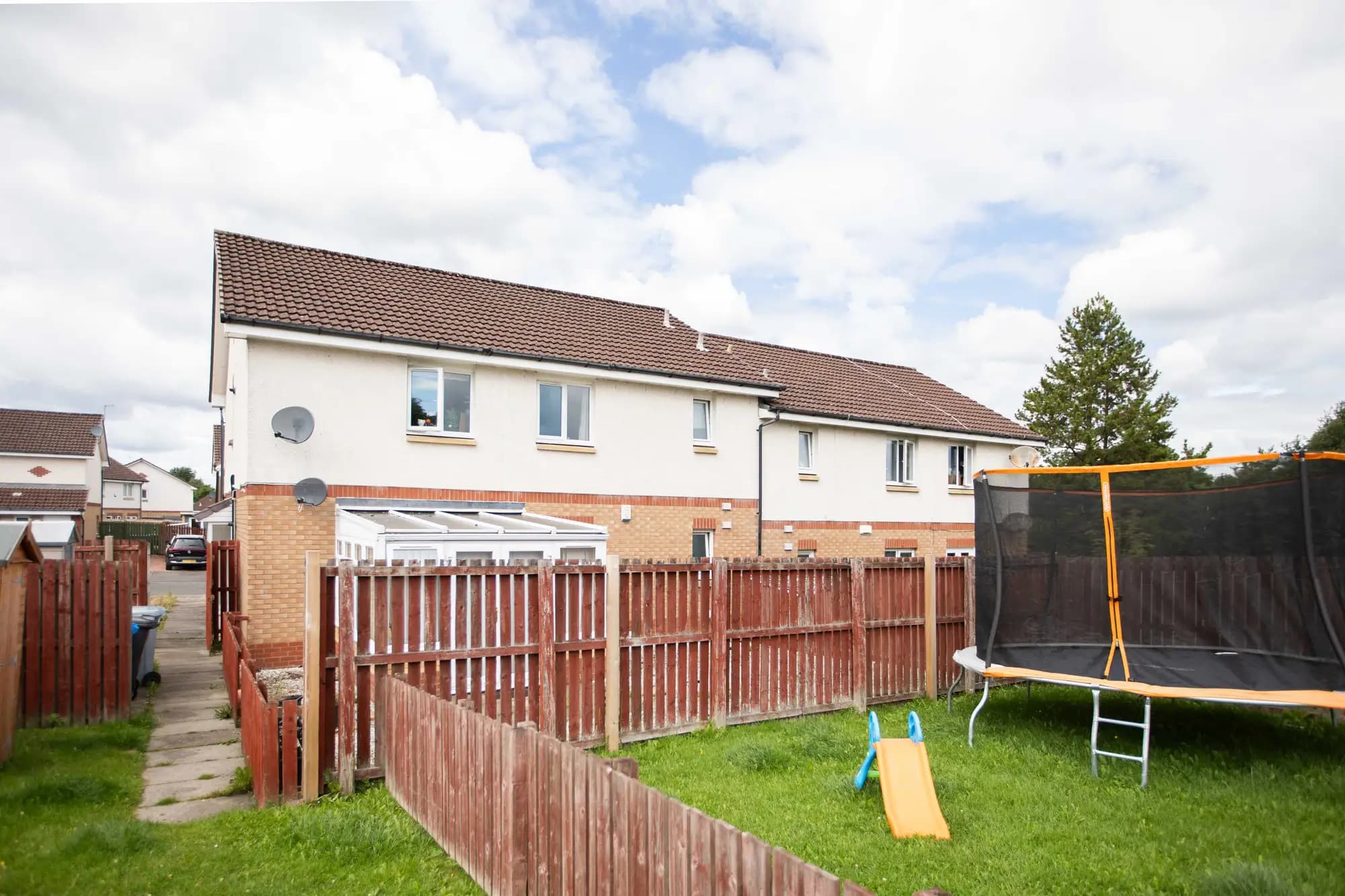 property photo 27 of 38