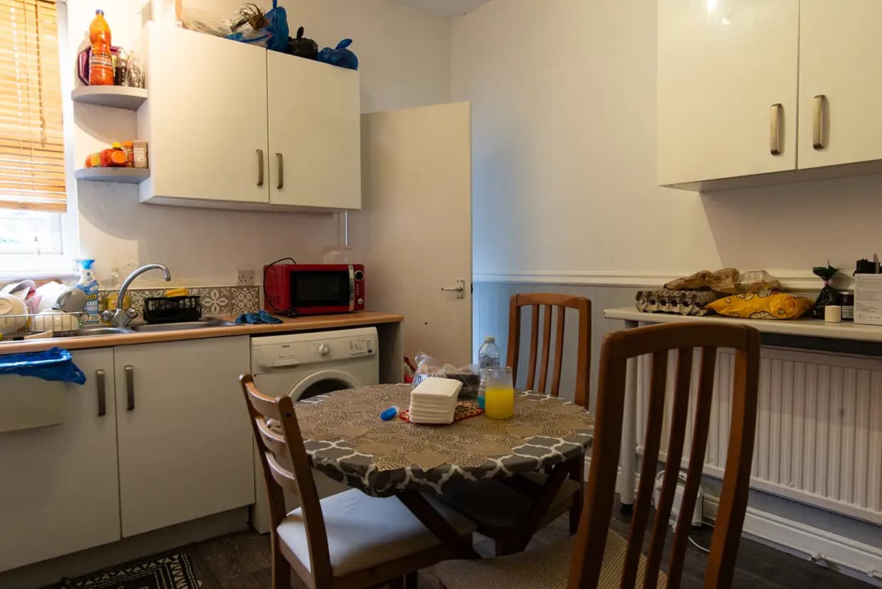 property photo 5 of 25