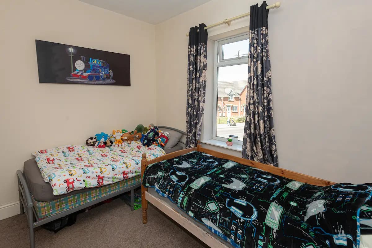 property photo 27 of 55