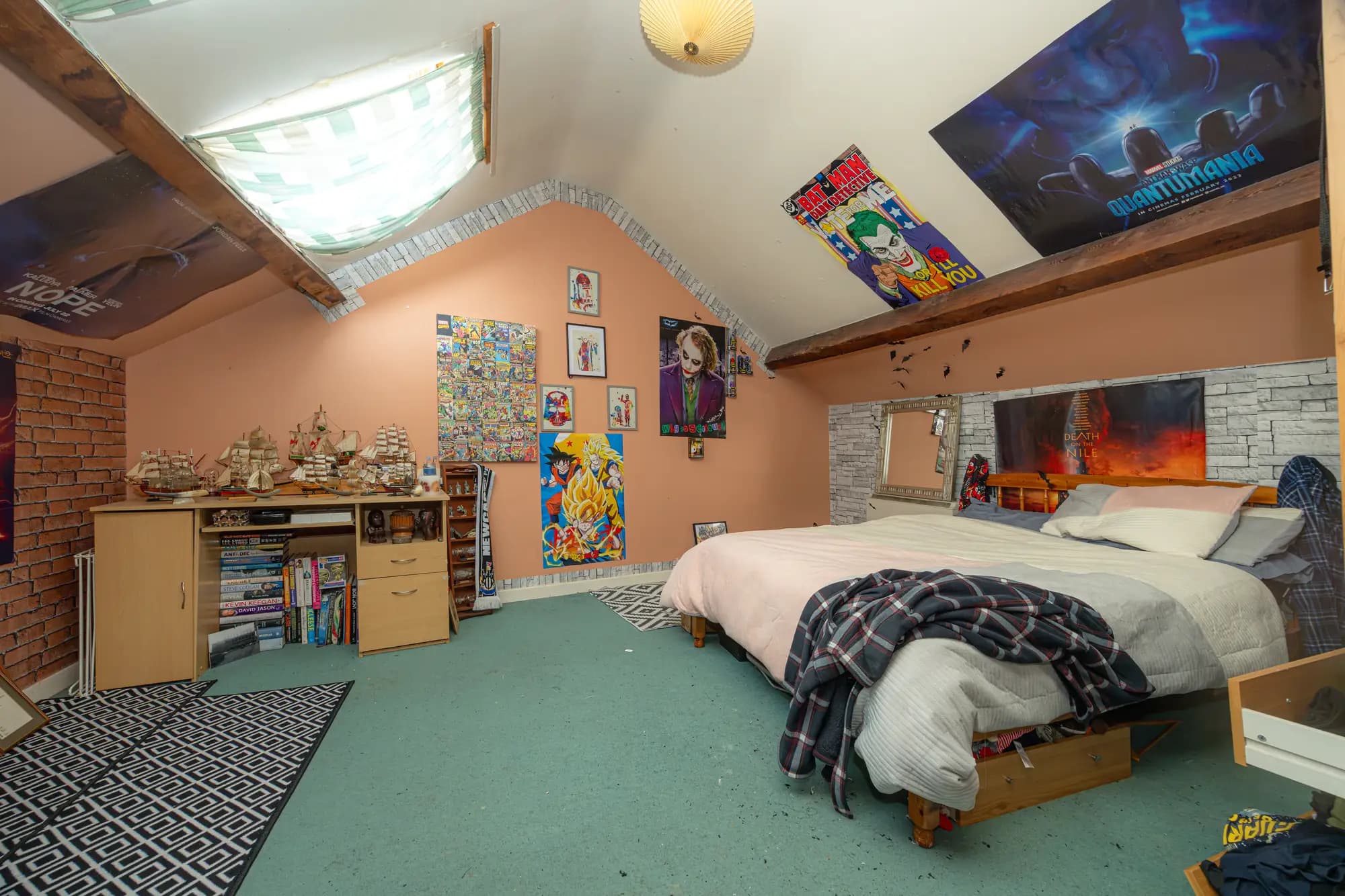 property photo 17 of 22
