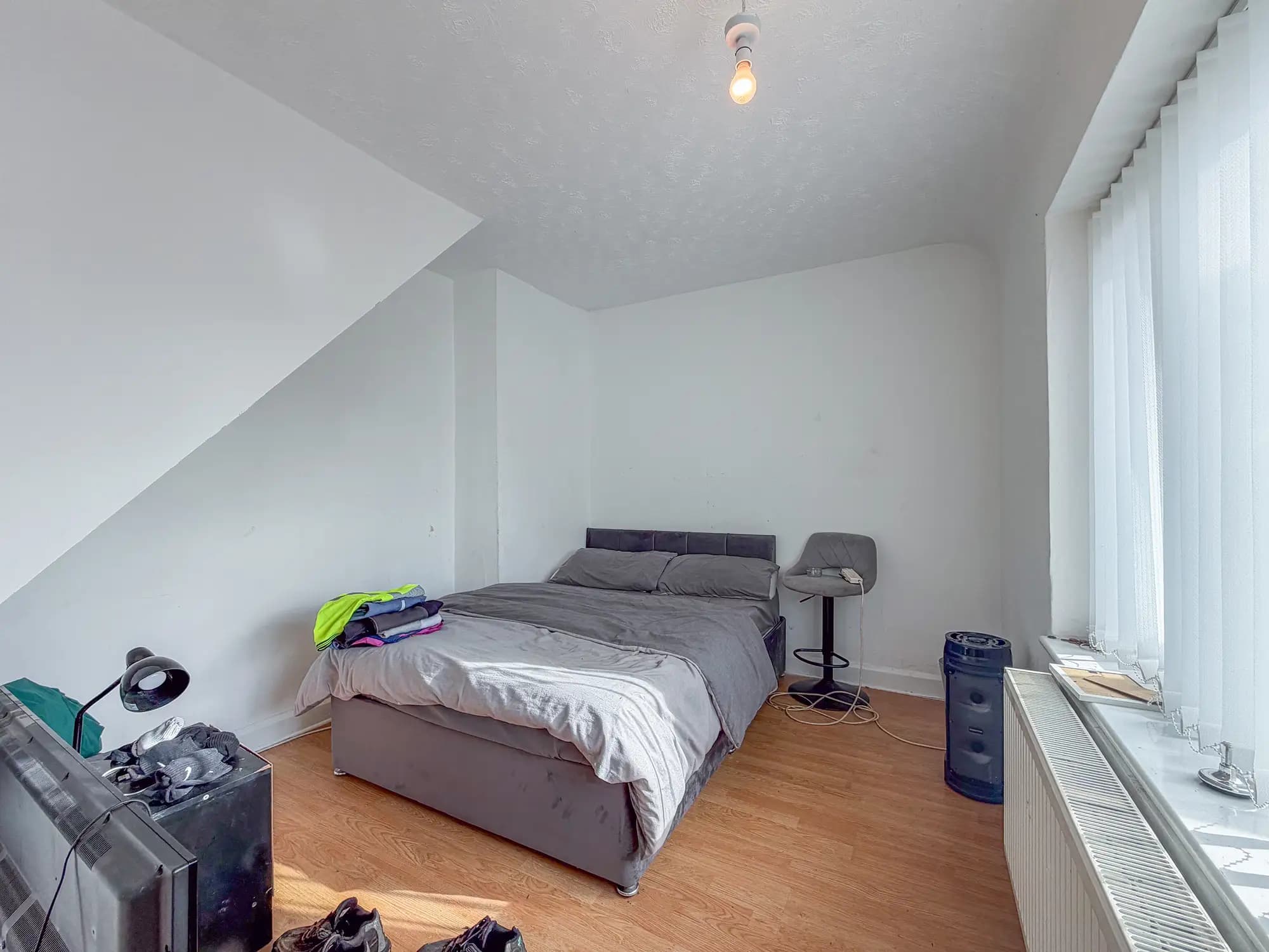 property photo 13 of 20