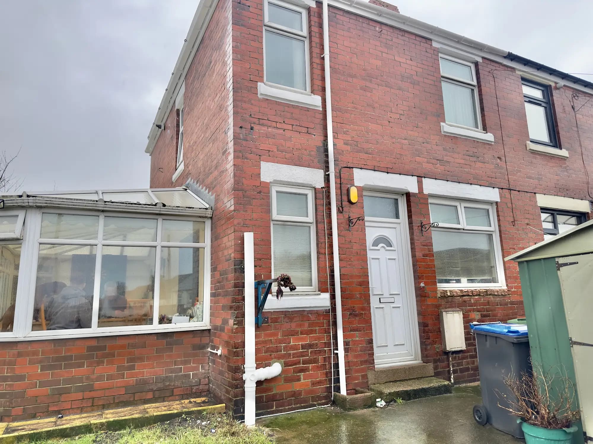 property photo 2 of 31