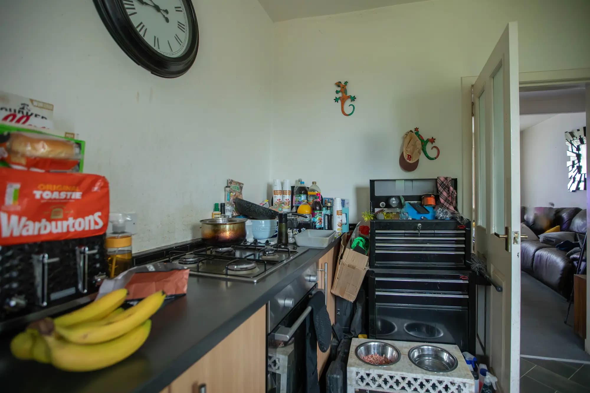 property photo 6 of 16