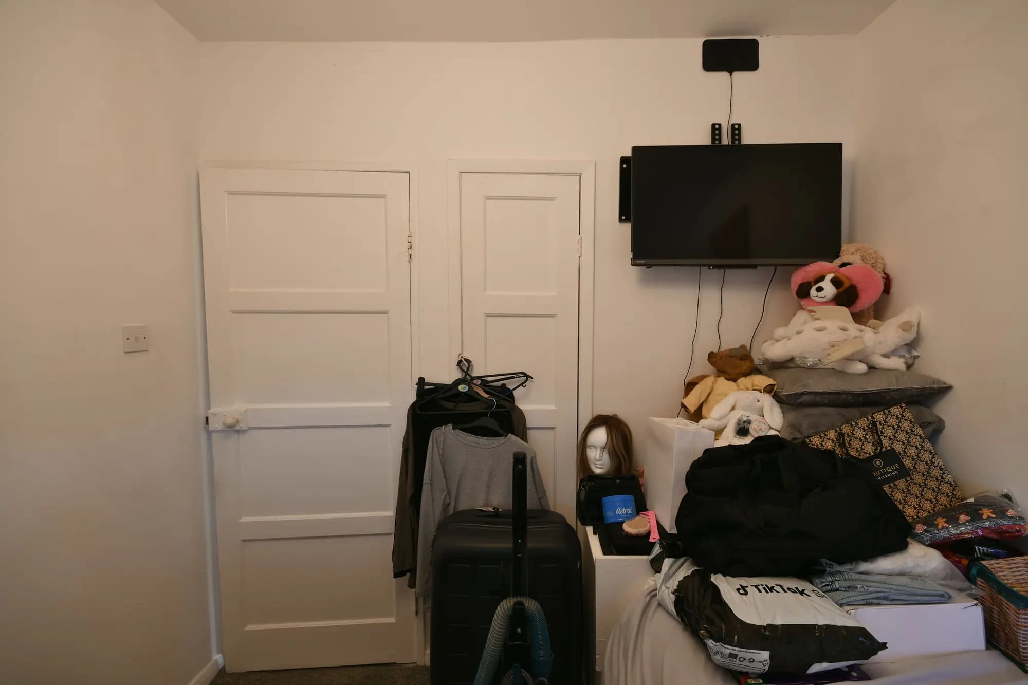 property photo 14 of 16