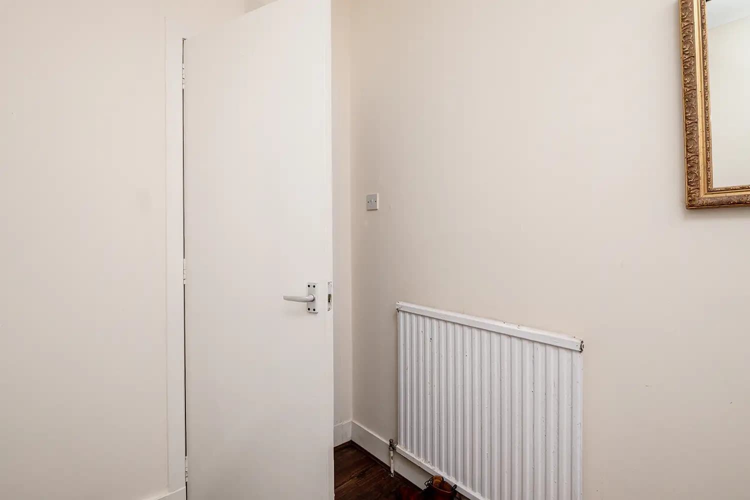 property photo 12 of 16