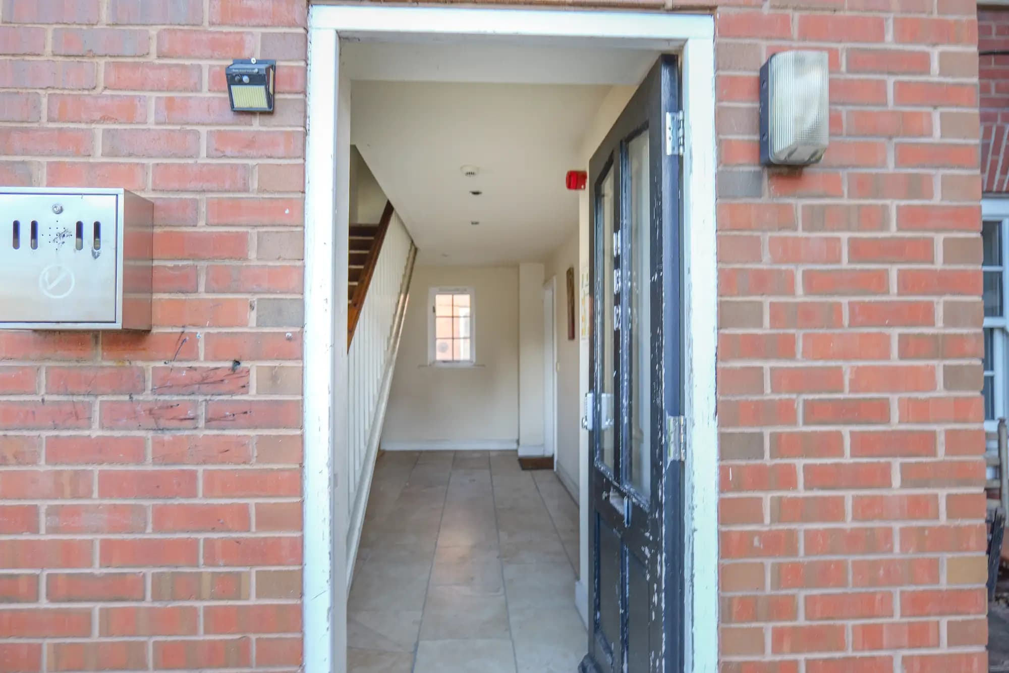 property photo 11 of 12