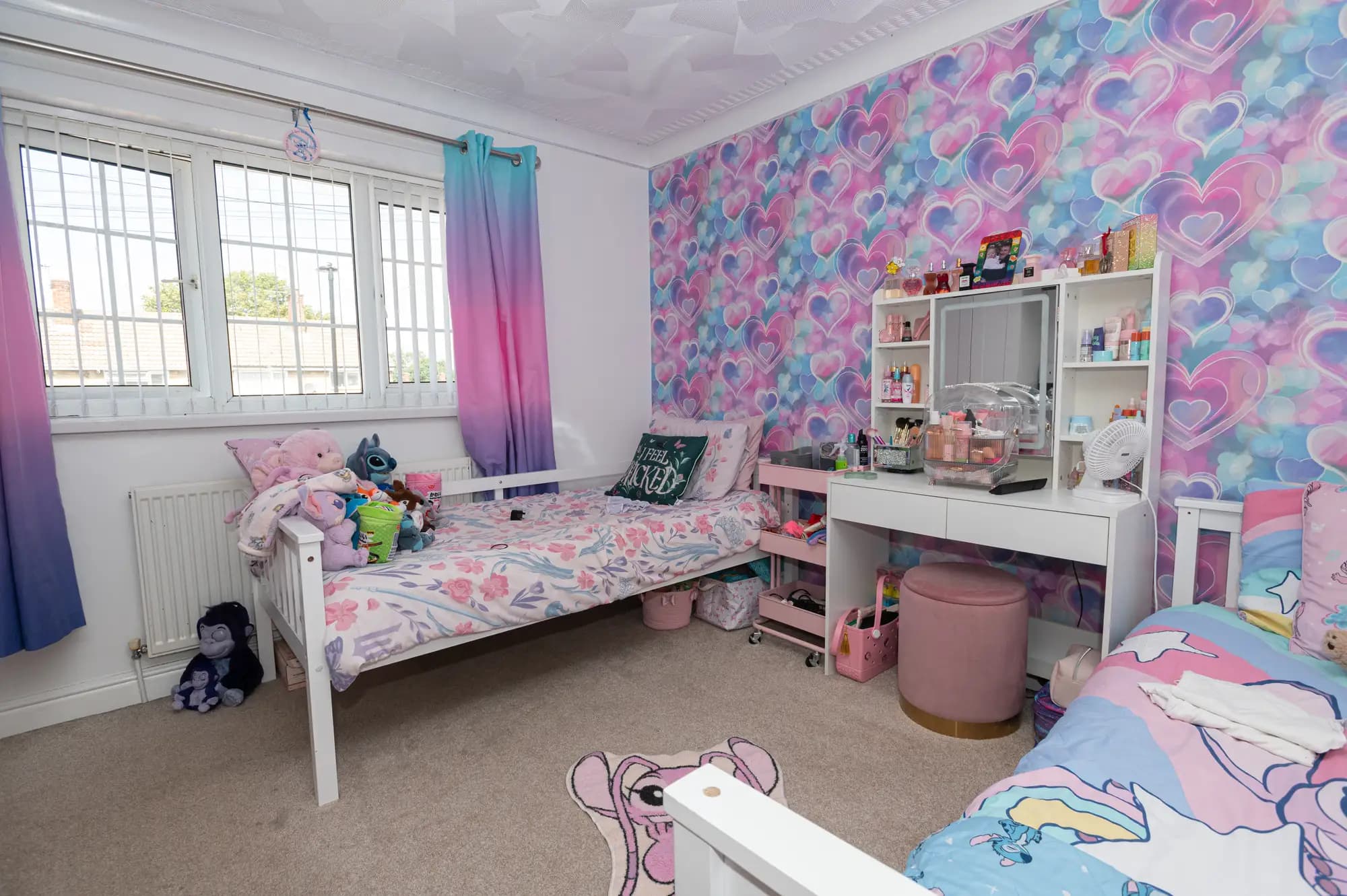 property photo 11 of 16