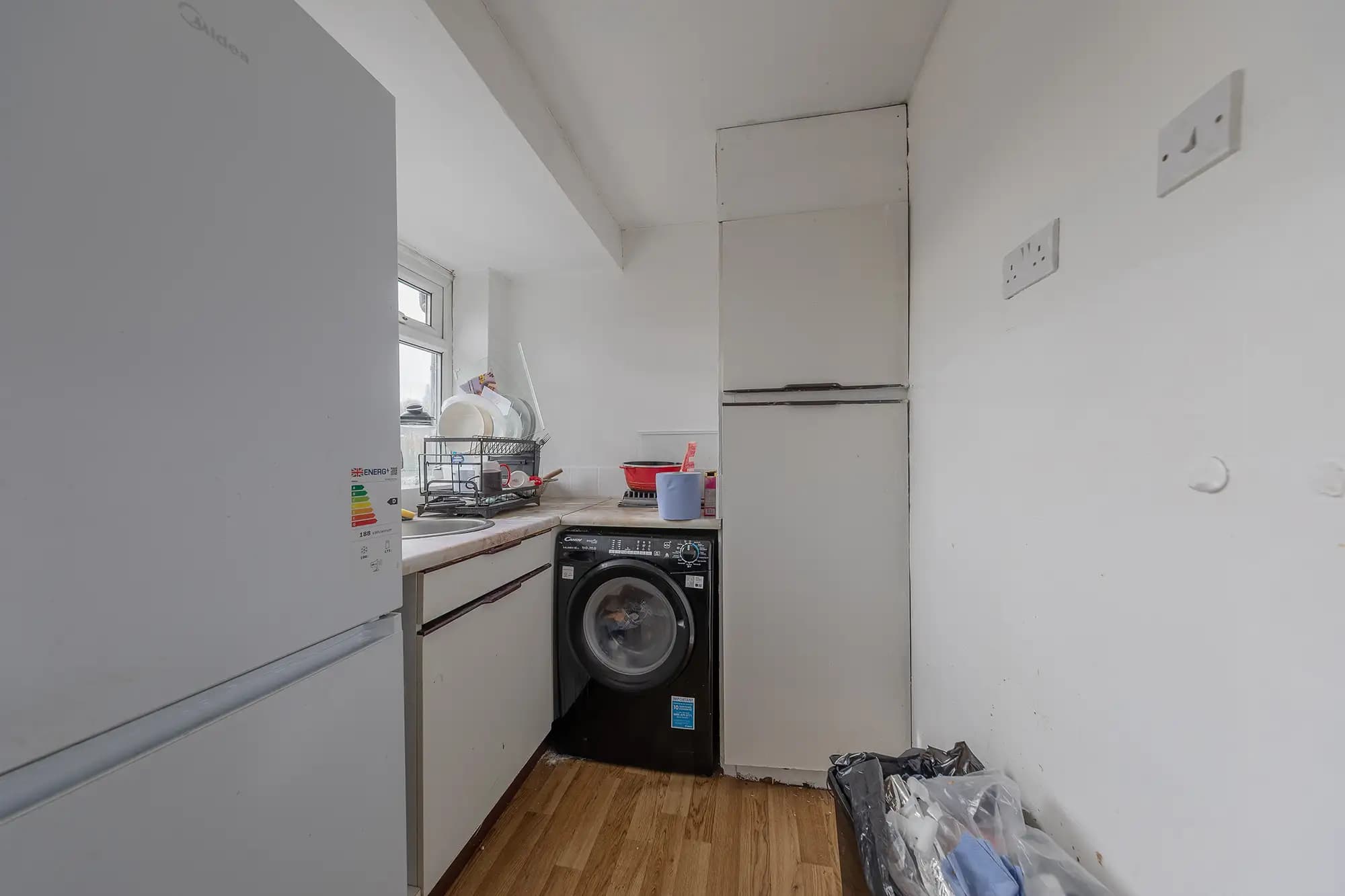 property photo 6 of 19