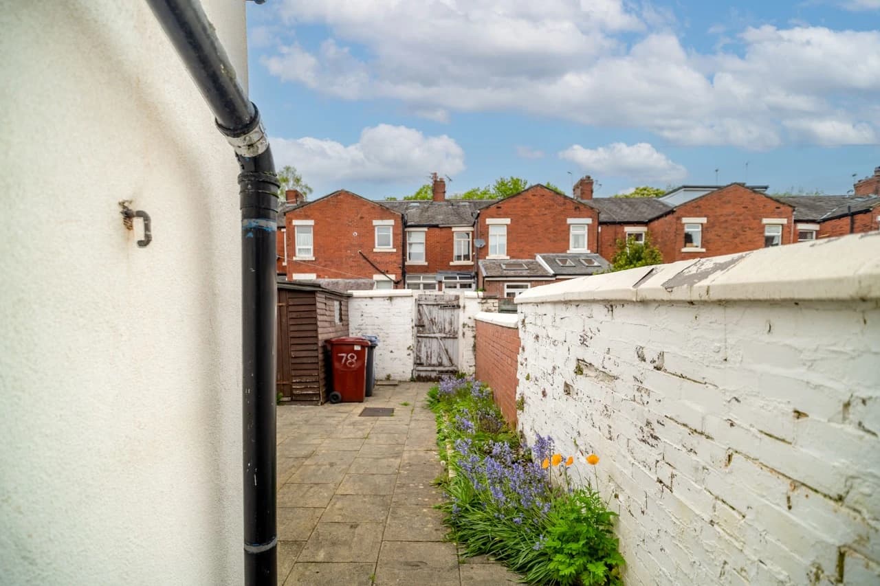 property photo 22 of 25