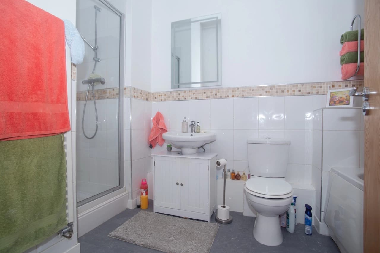 property photo 12 of 24