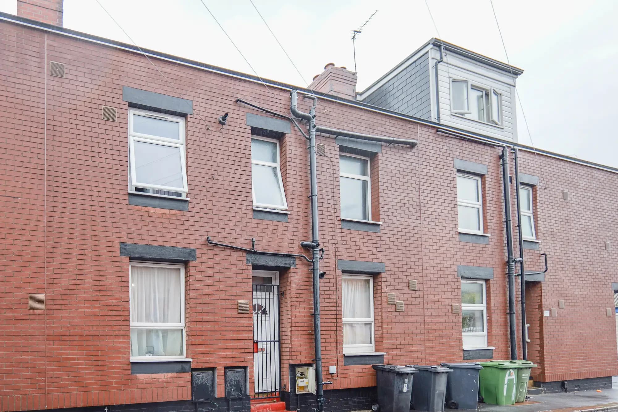 property photo 27 of 28