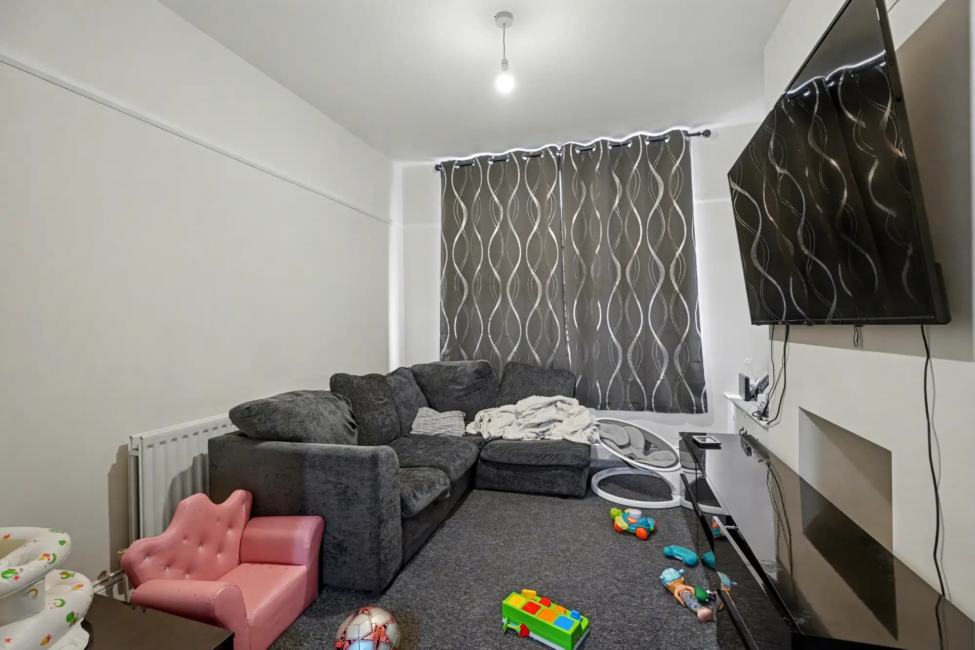 property photo 2 of 25