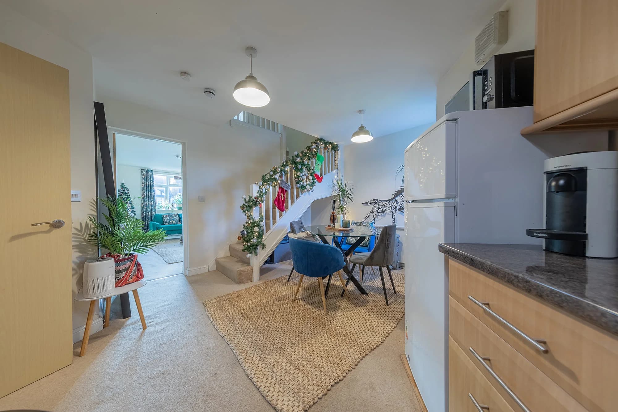 property photo 6 of 15