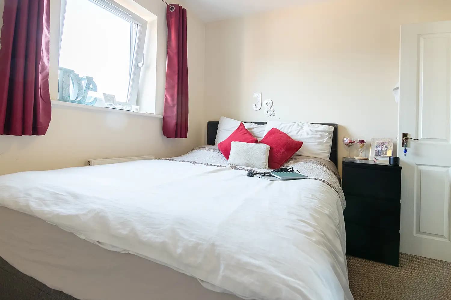 property photo 21 of 30