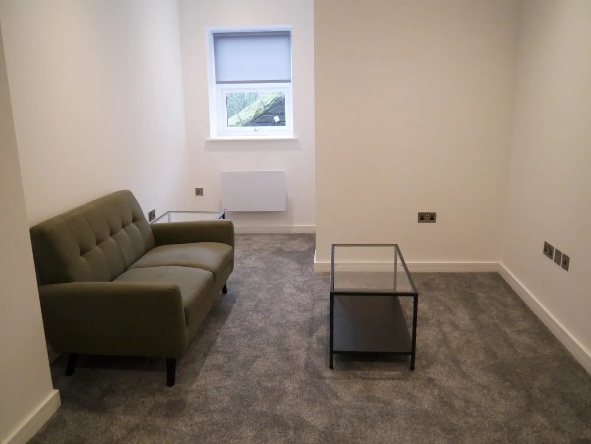 property photo 7 of 34