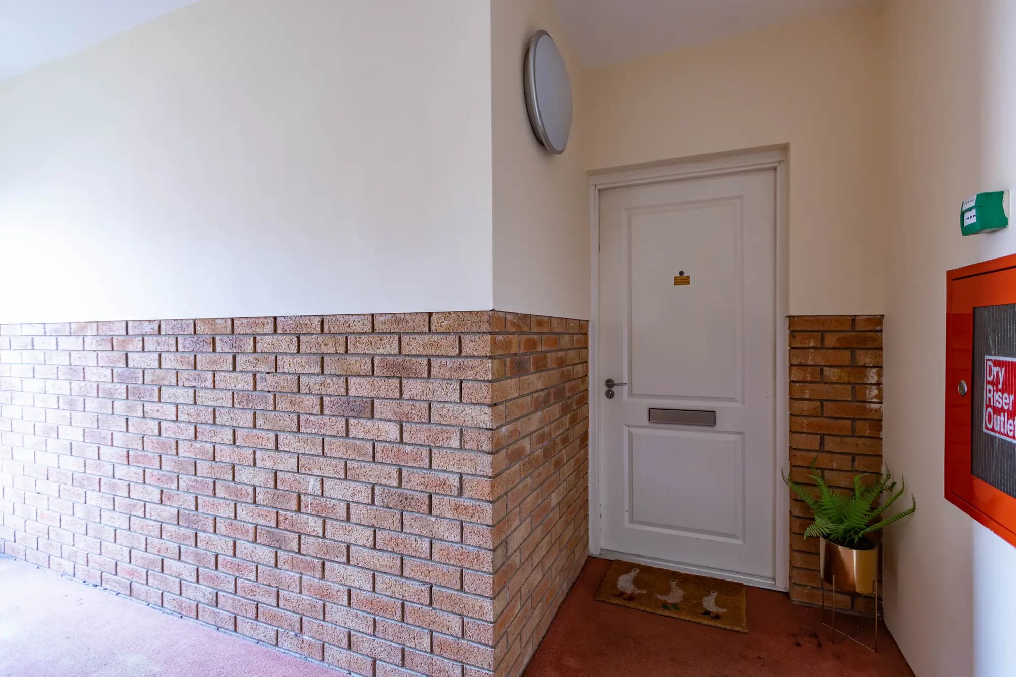 property photo 25 of 28