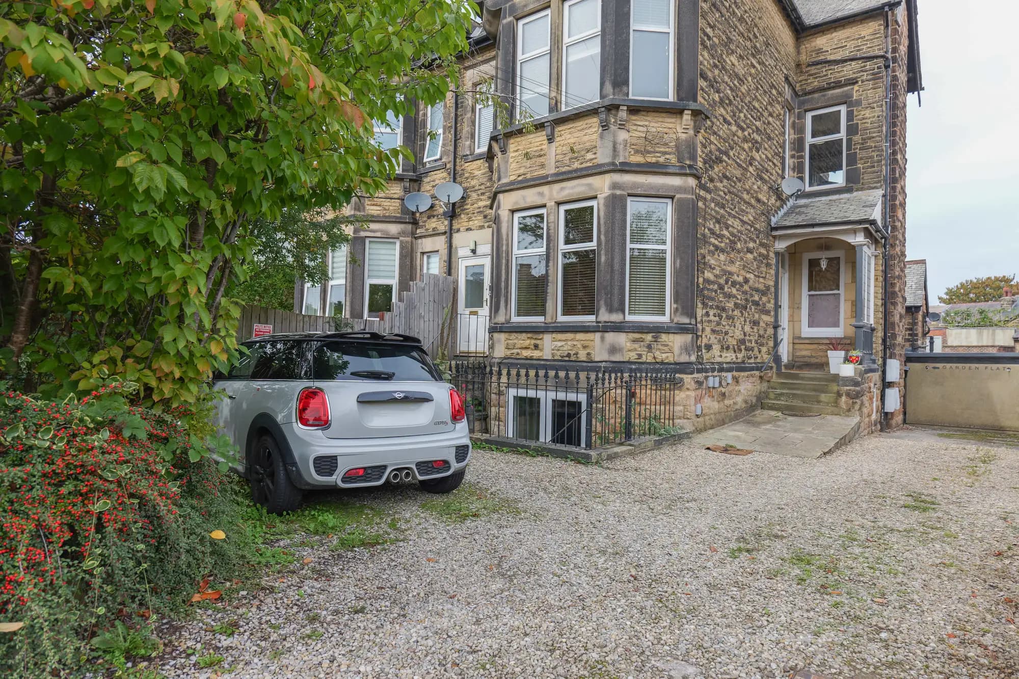 property photo 19 of 20