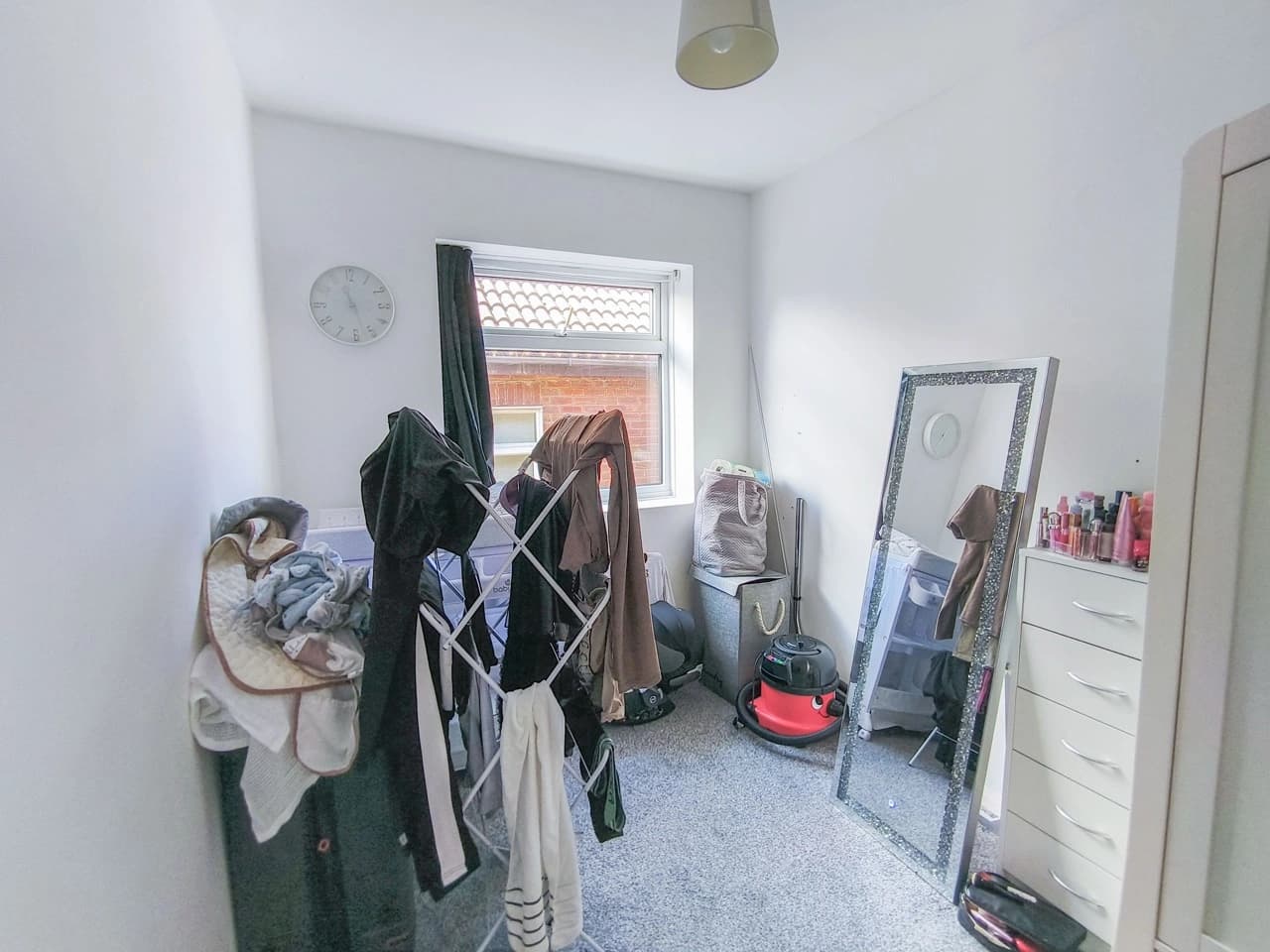 property photo 14 of 17