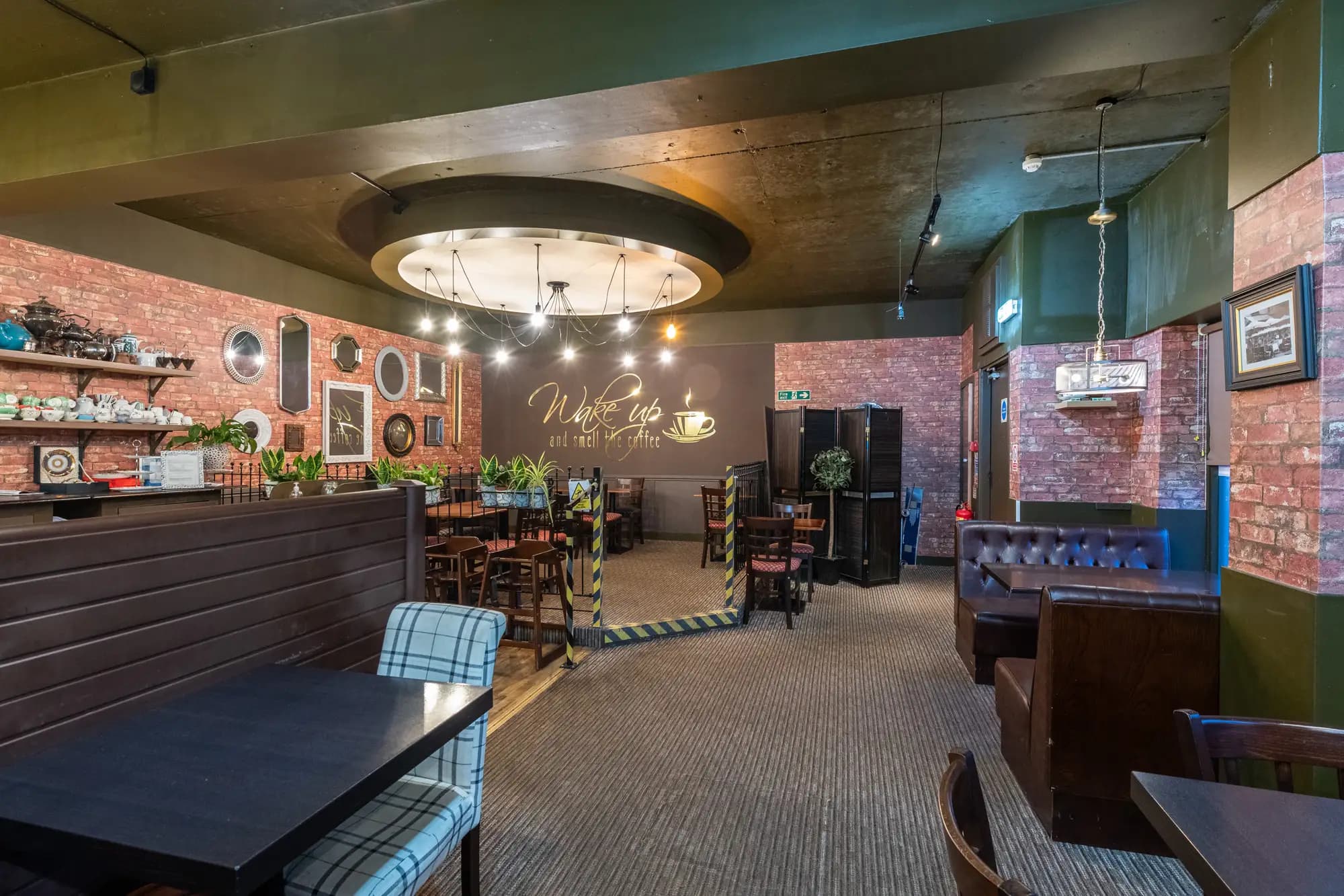 property photo 17 of 40