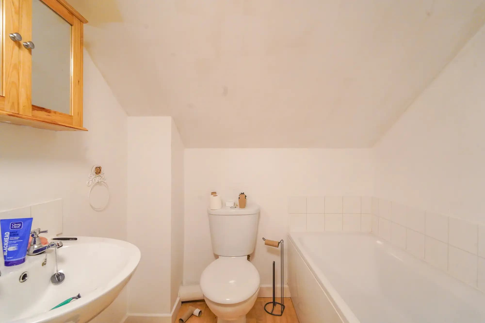 property photo 14 of 31