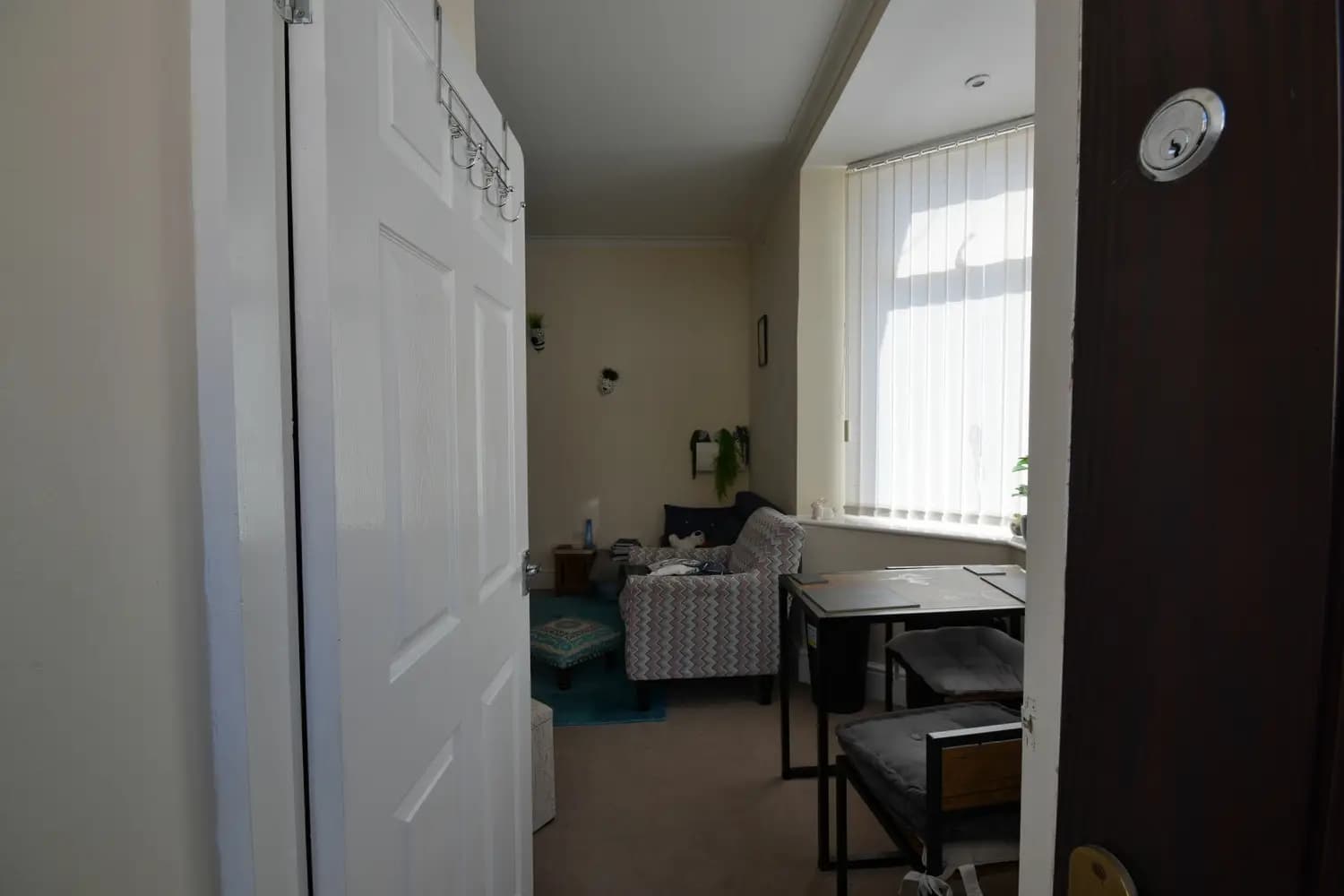 property photo 11 of 13