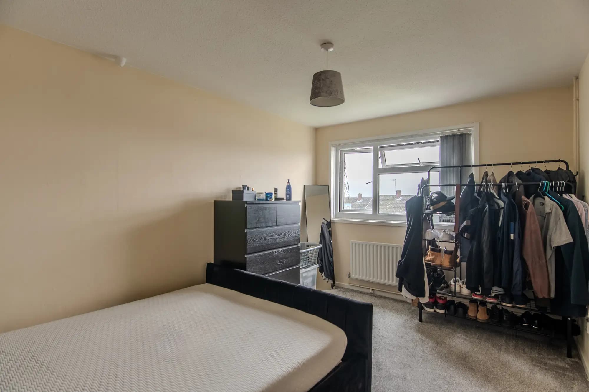 property photo 8 of 14