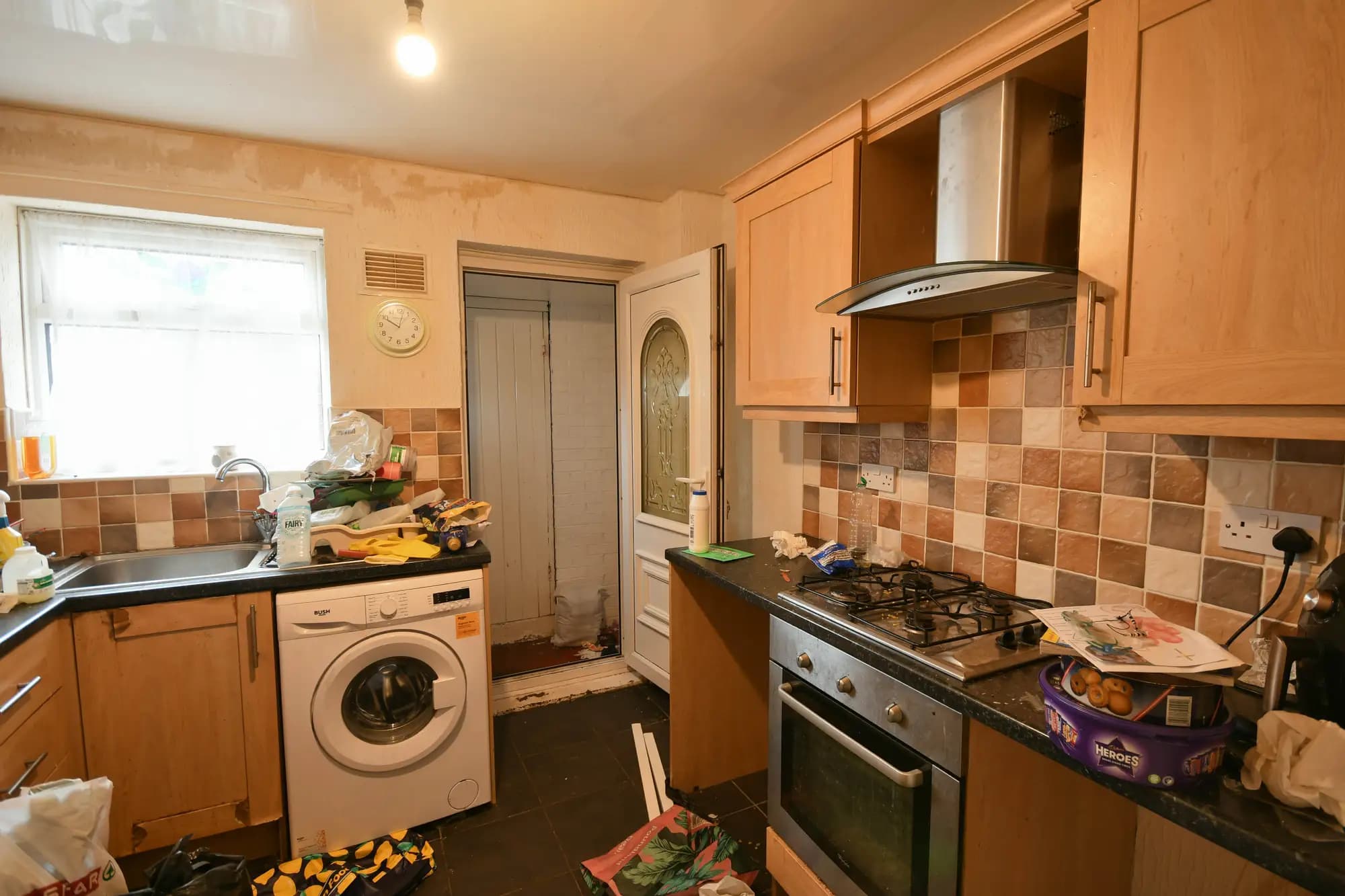 property photo 6 of 16