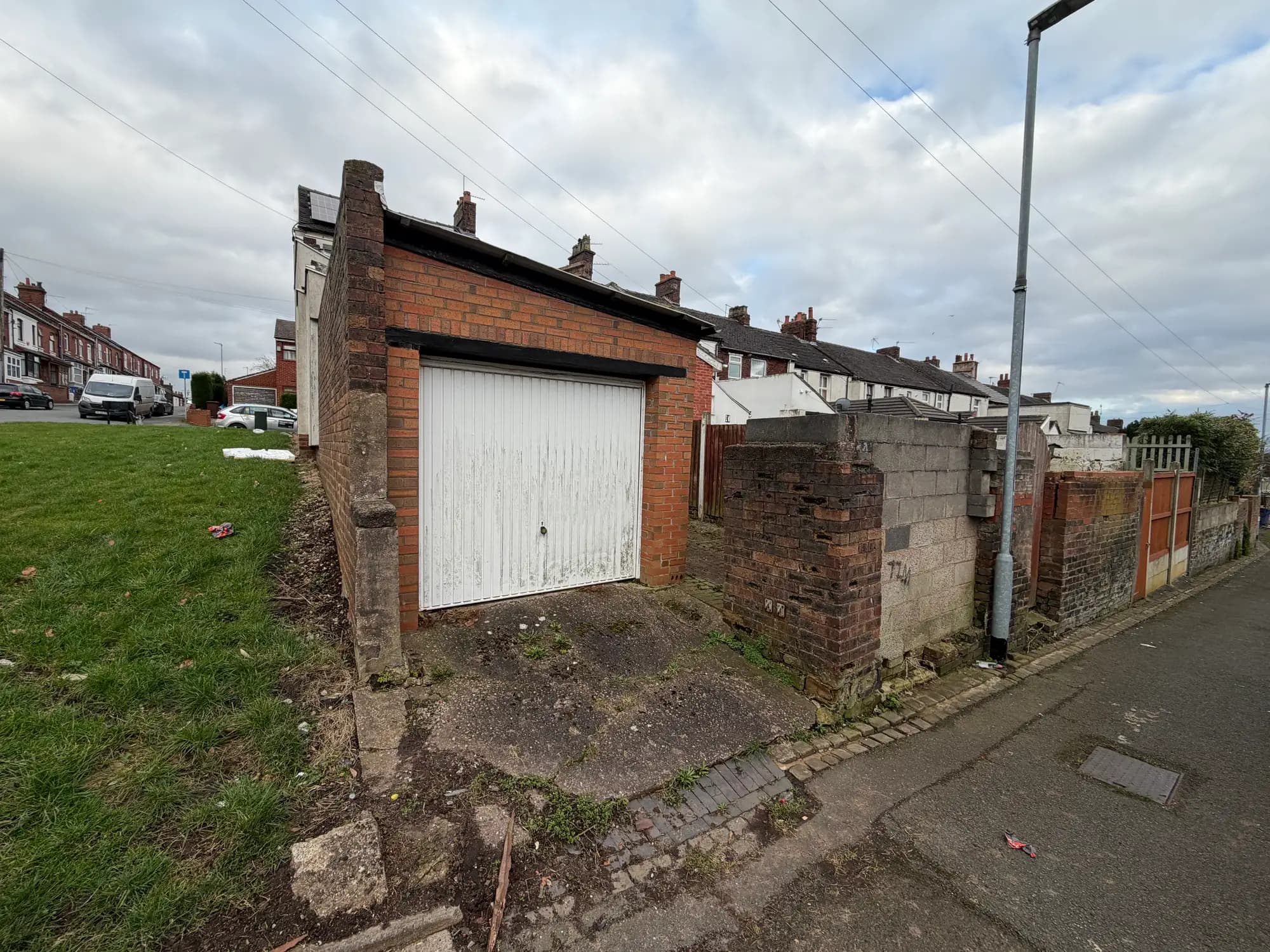 property photo 26 of 27