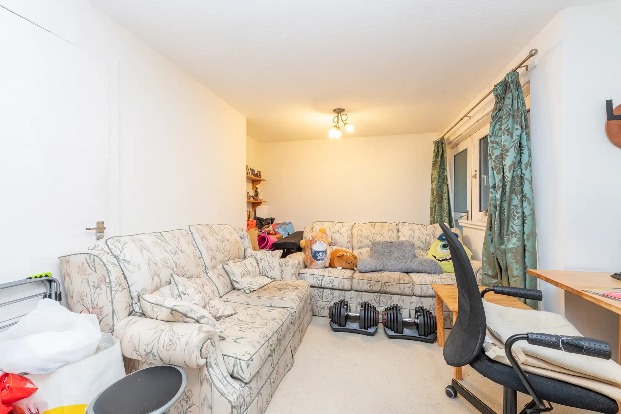 property photo 3 of 27