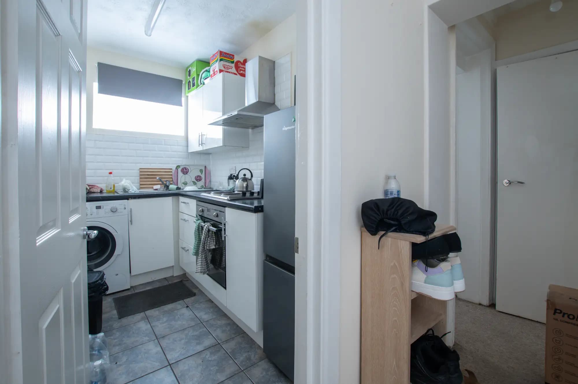 property photo 5 of 18