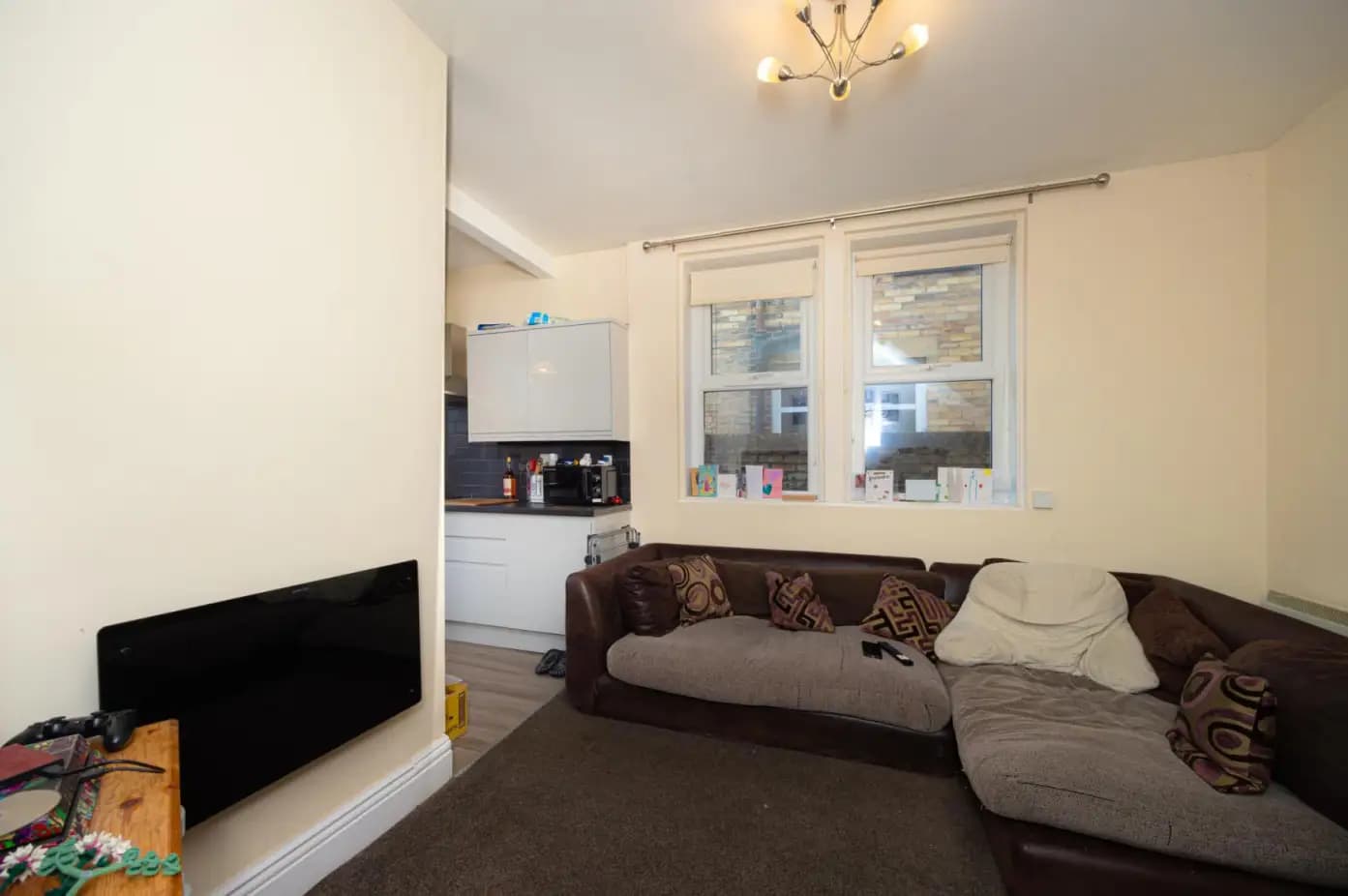 property photo 17 of 34