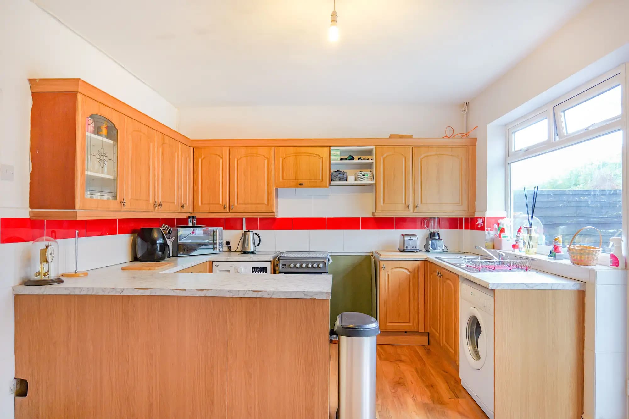 property photo 5 of 15