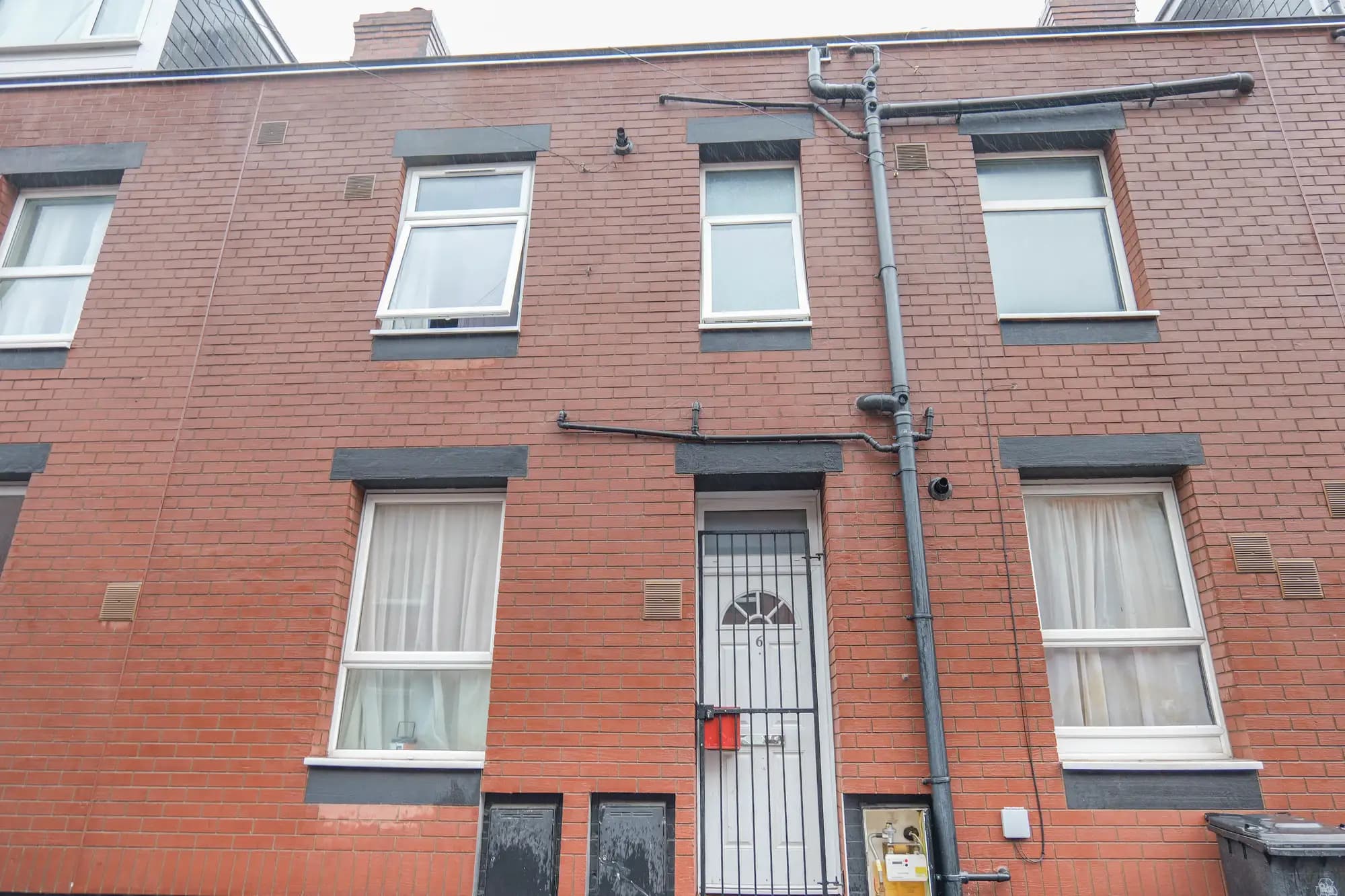 property photo 1 of 28