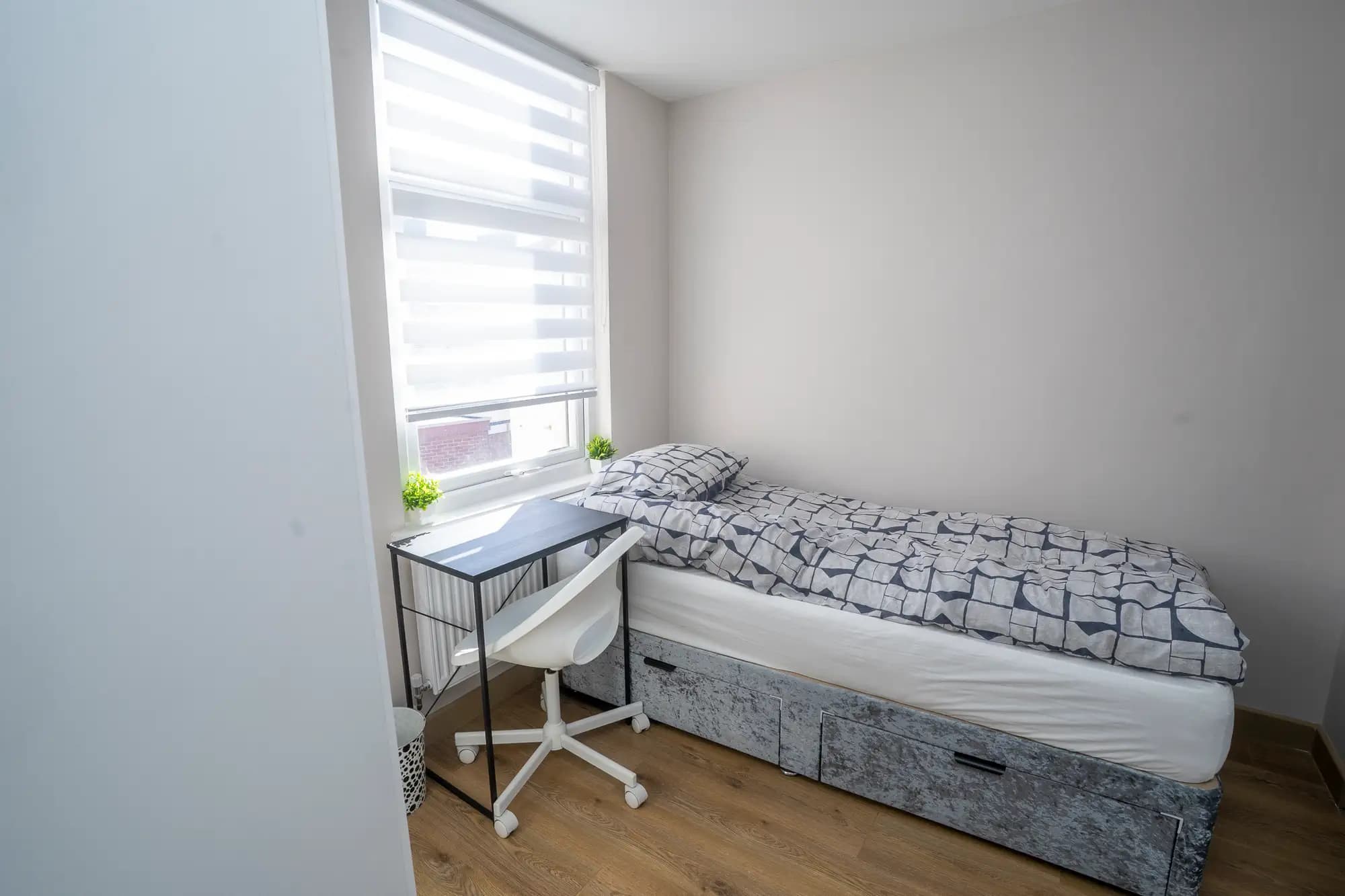 property photo 13 of 45
