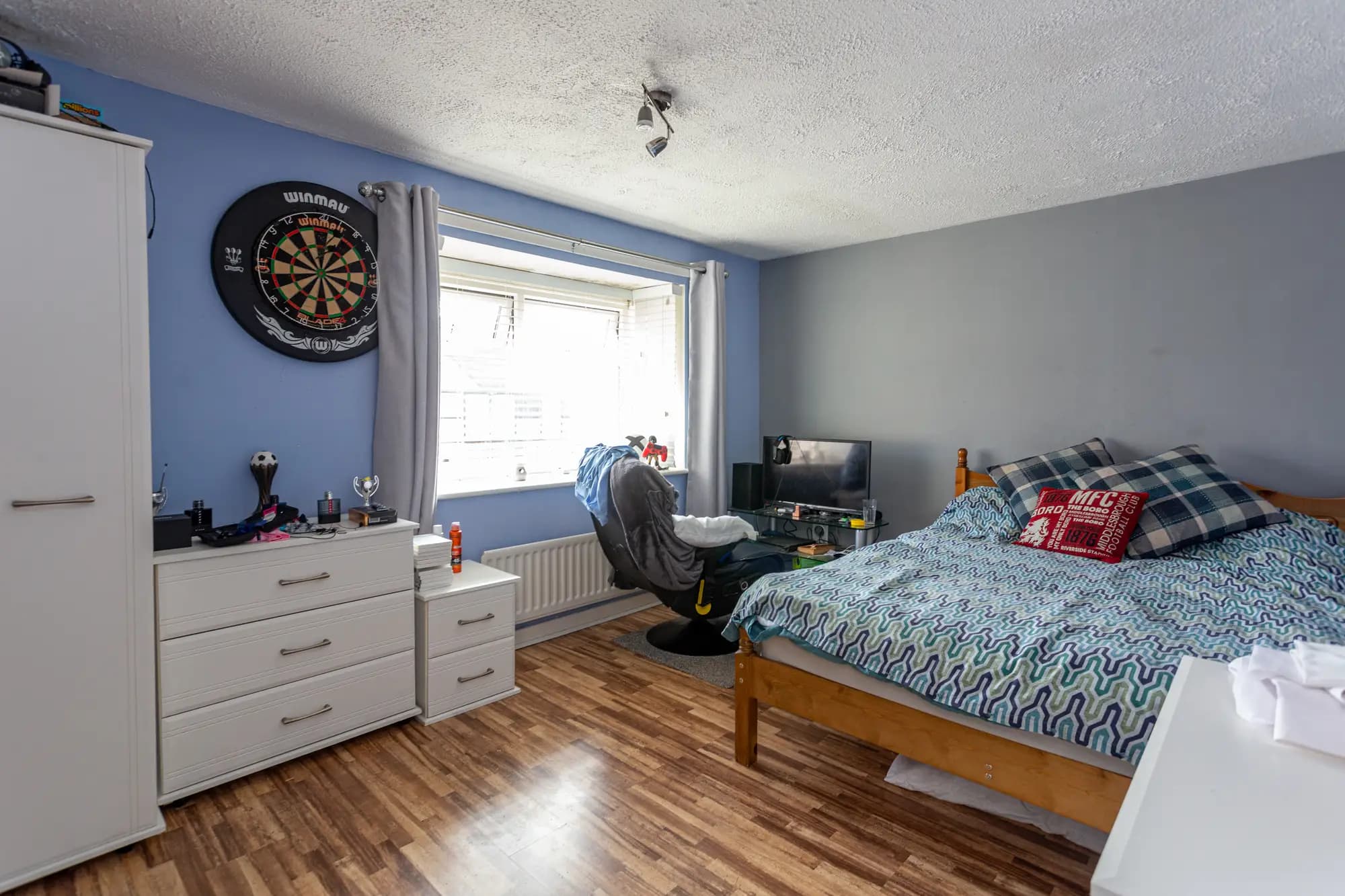 property photo 11 of 15